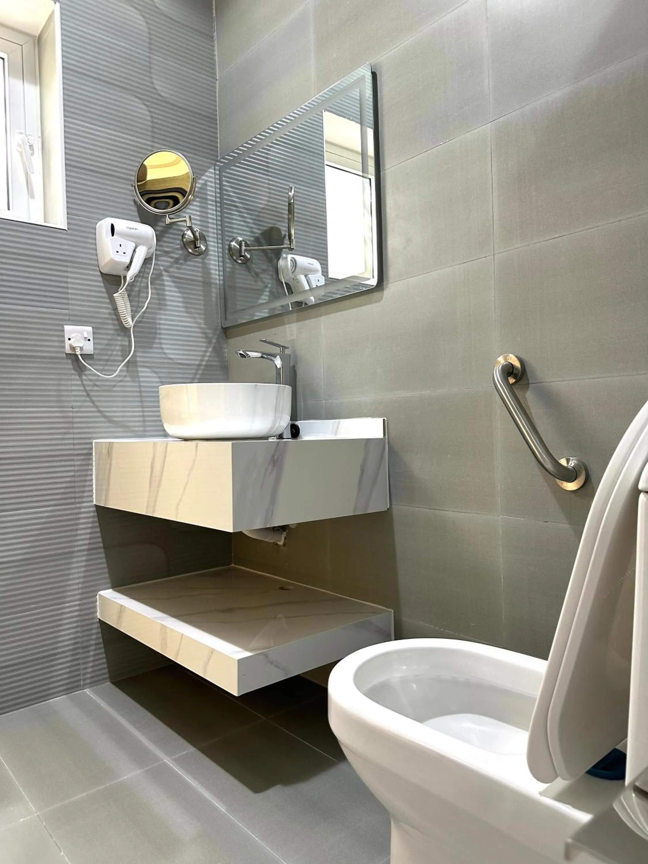 Bathroom in Oriental Nights Rest House