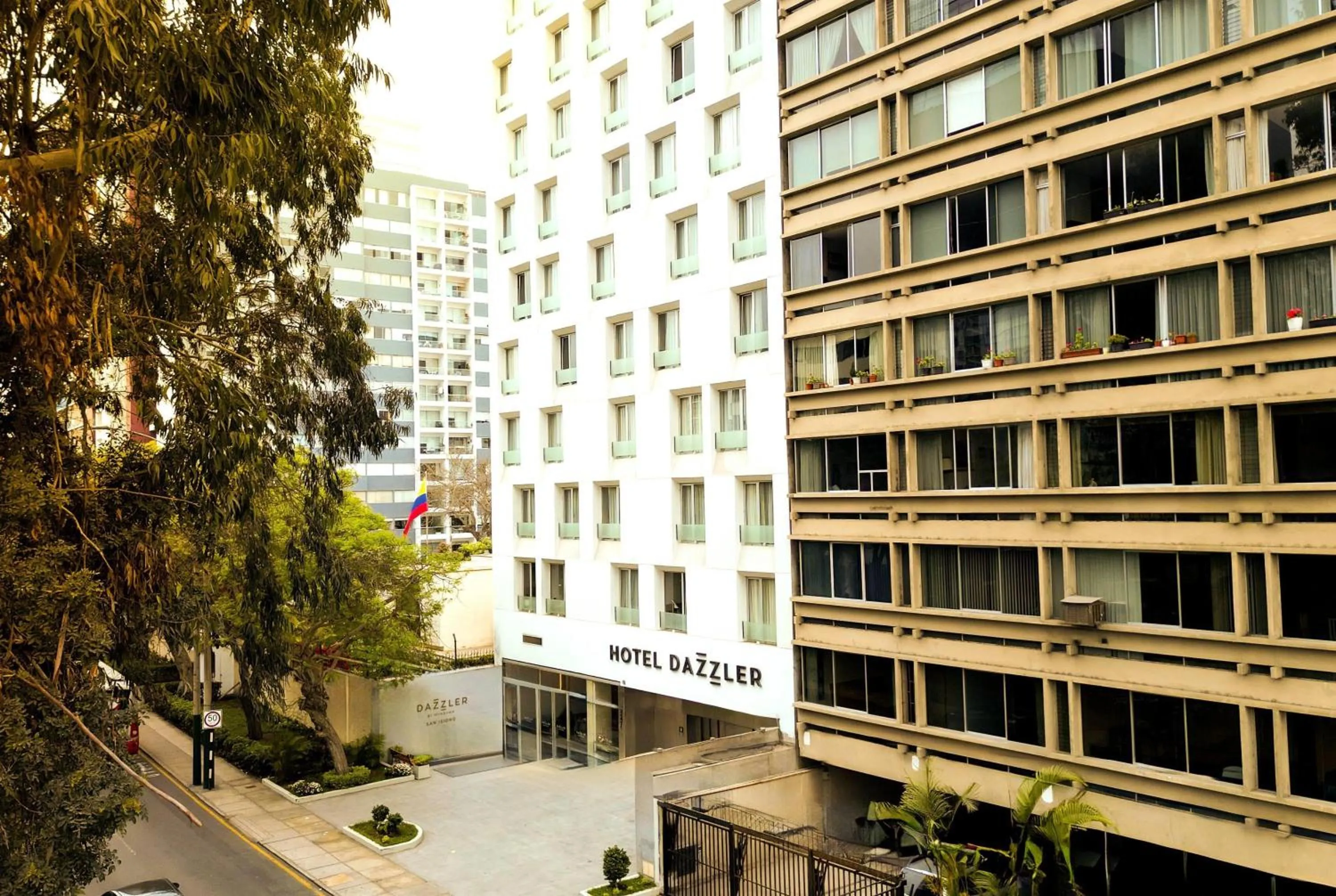 Property building in Dazzler by Wyndham Lima San Isidro