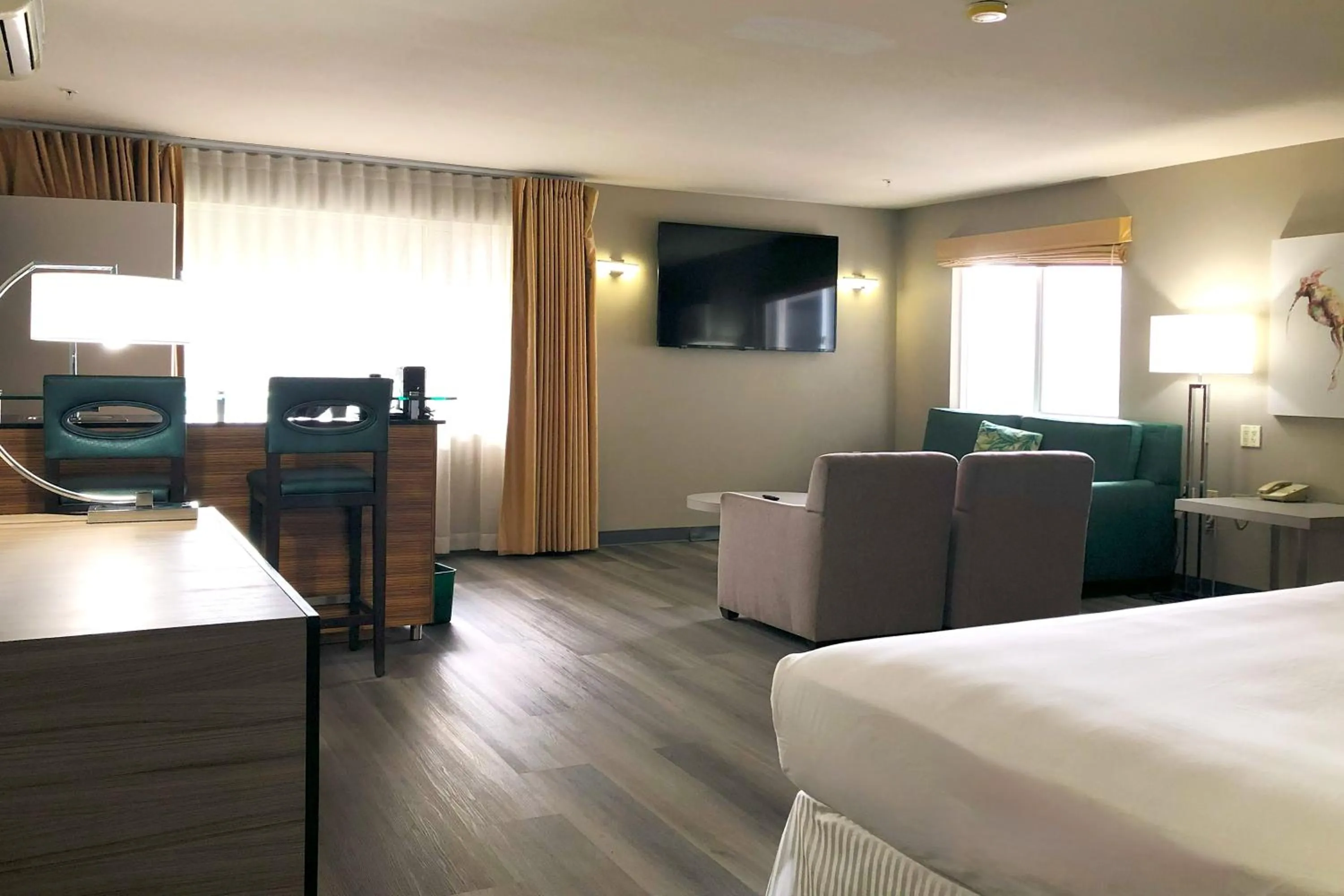 TV and multimedia in Porto Vista Hotel In Little Italy