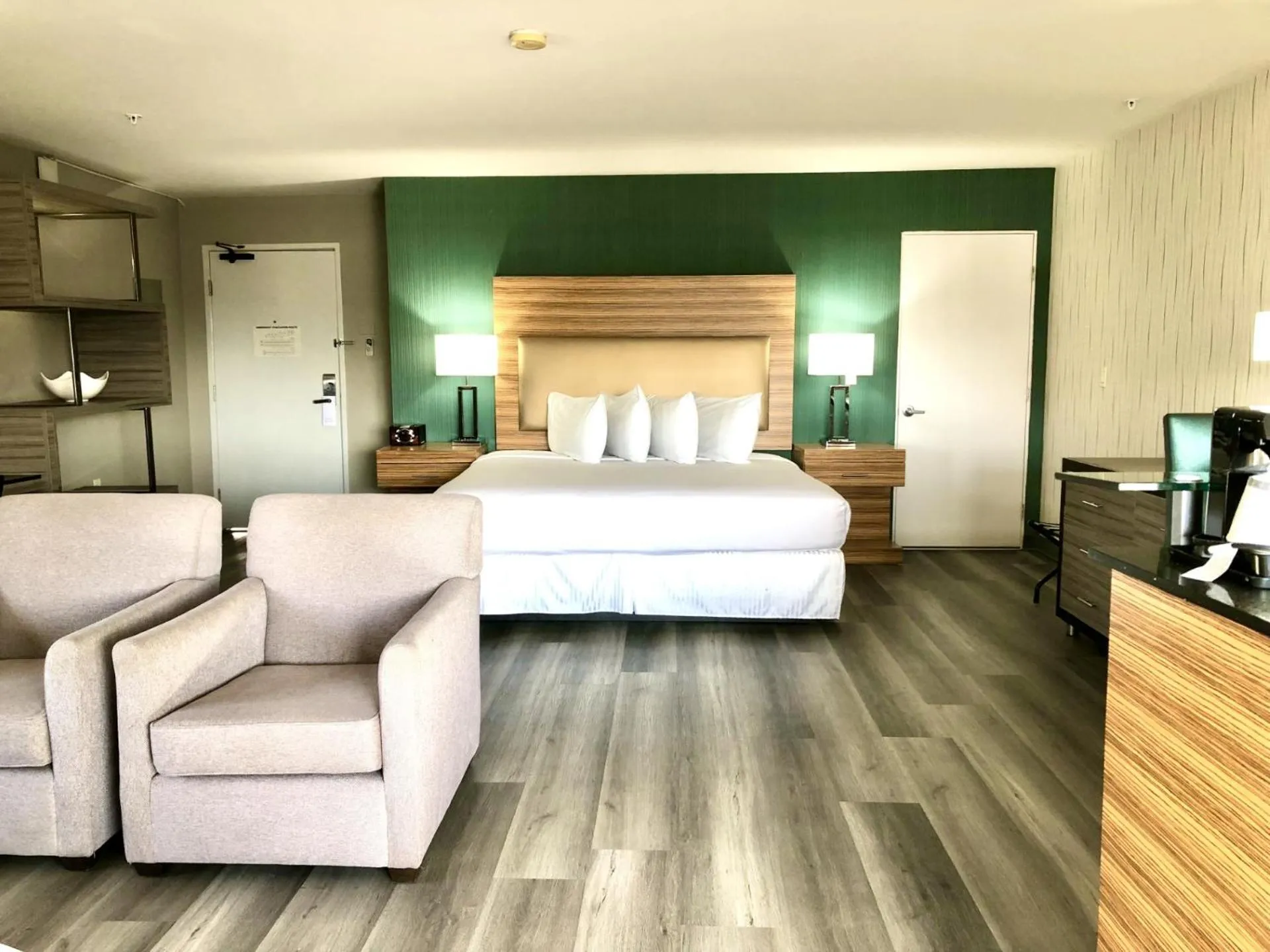 Bedroom in Porto Vista Hotel In Little Italy