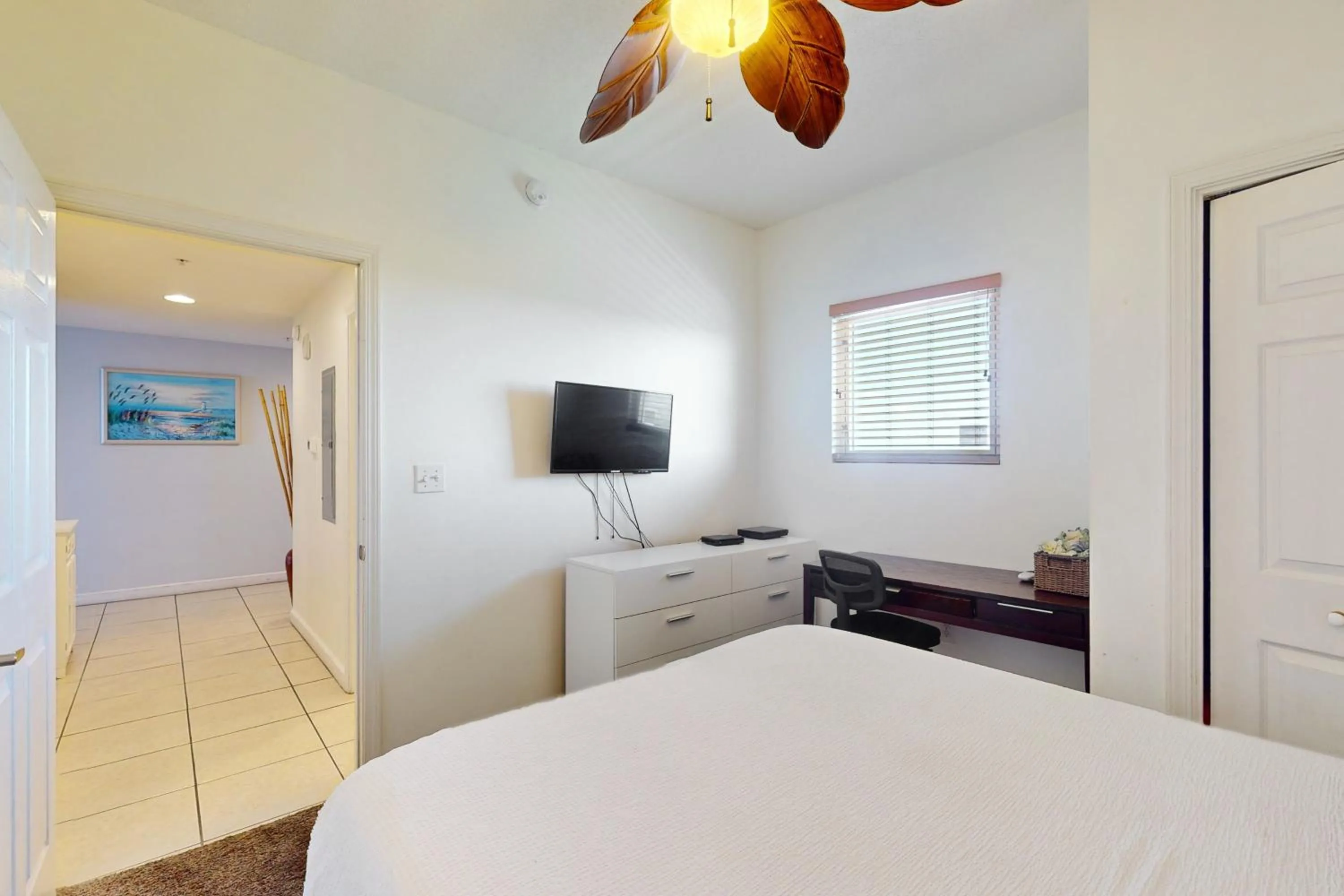 Bed in Sterling Reef 1505