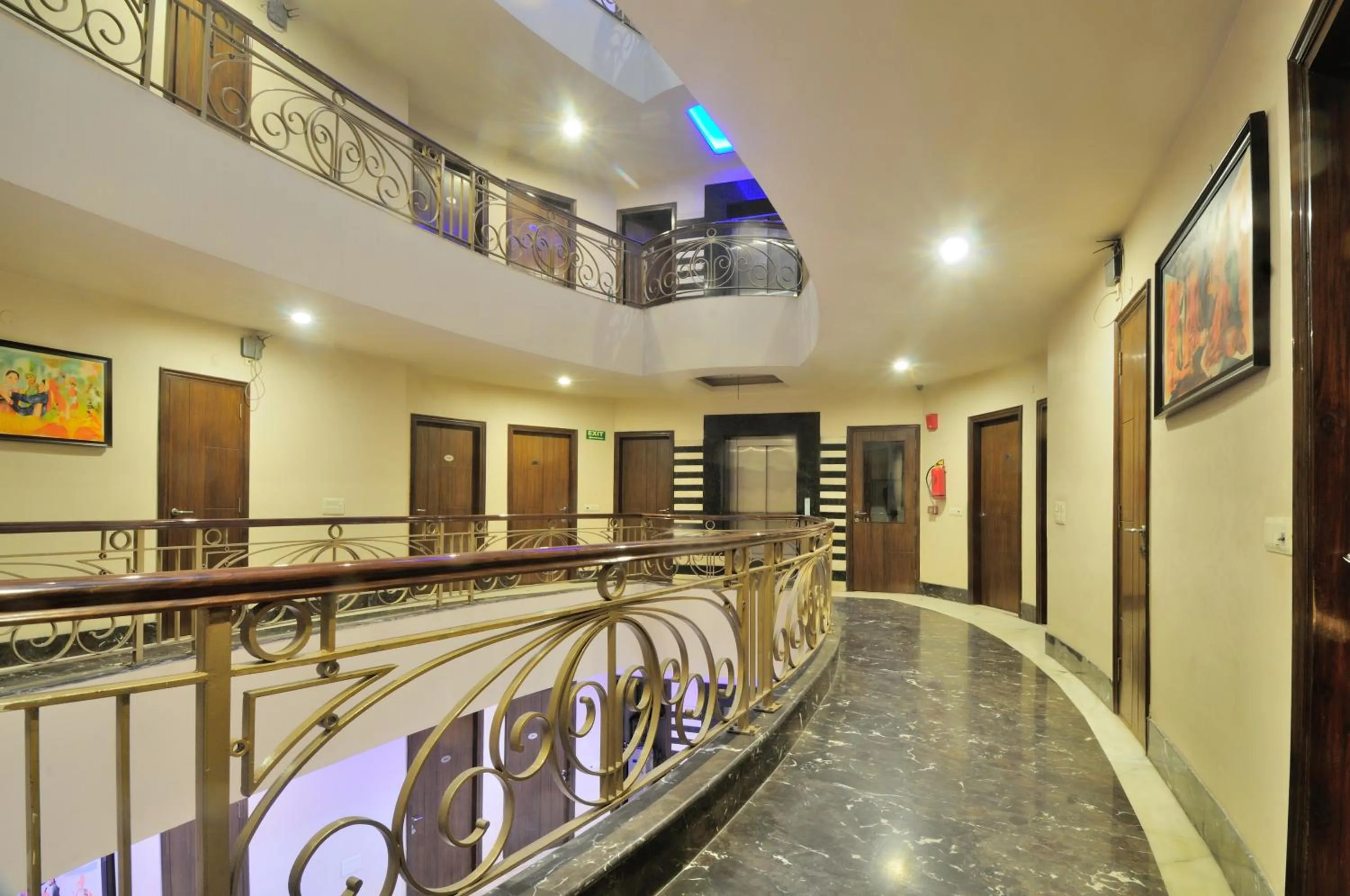Area and facilities in Hotel Shanti Villa- New Delhi Railway Station