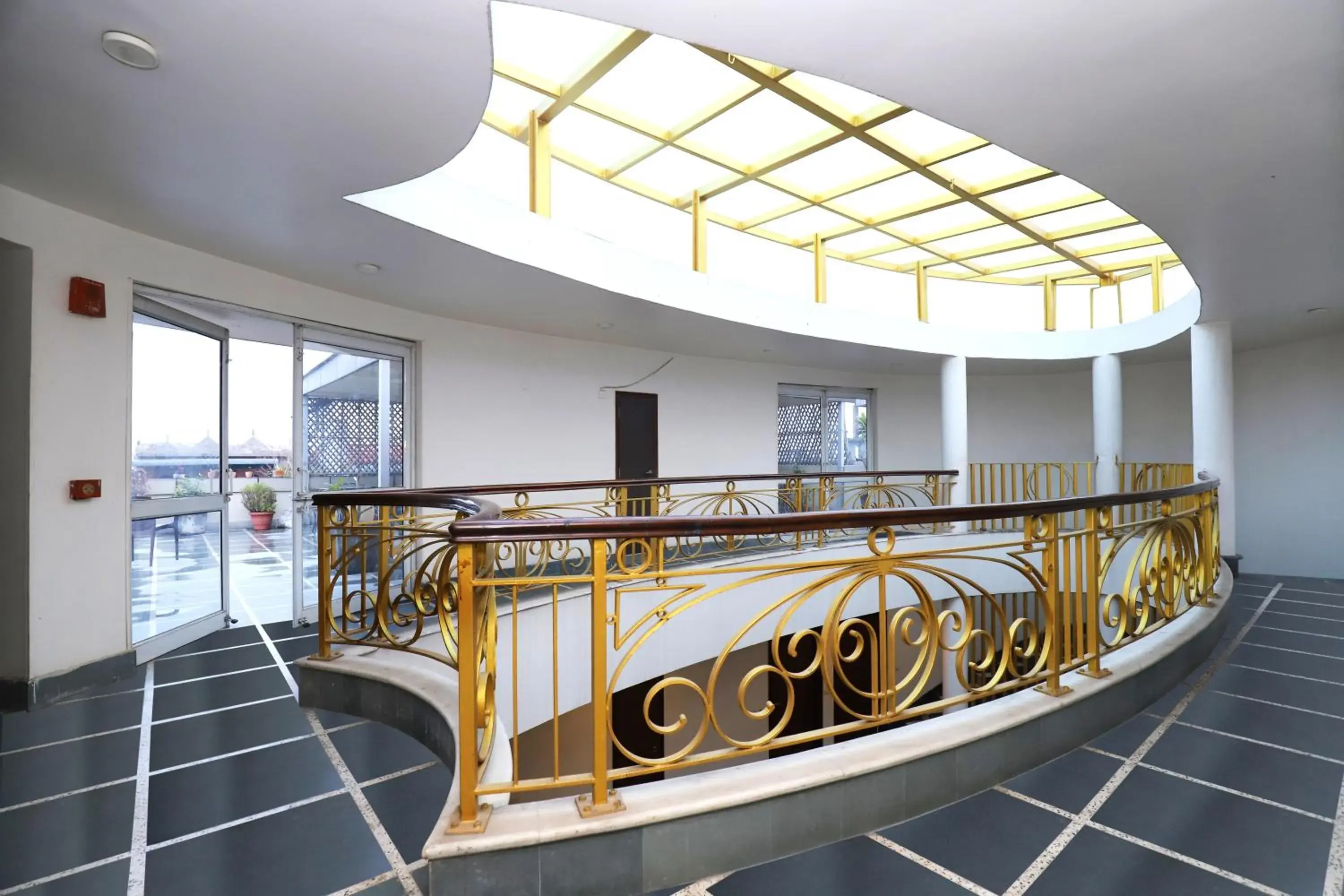 Property building in Hotel Shanti Villa- New Delhi Railway Station Property building in Hotel Shanti Villa- New Delhi Railway Station