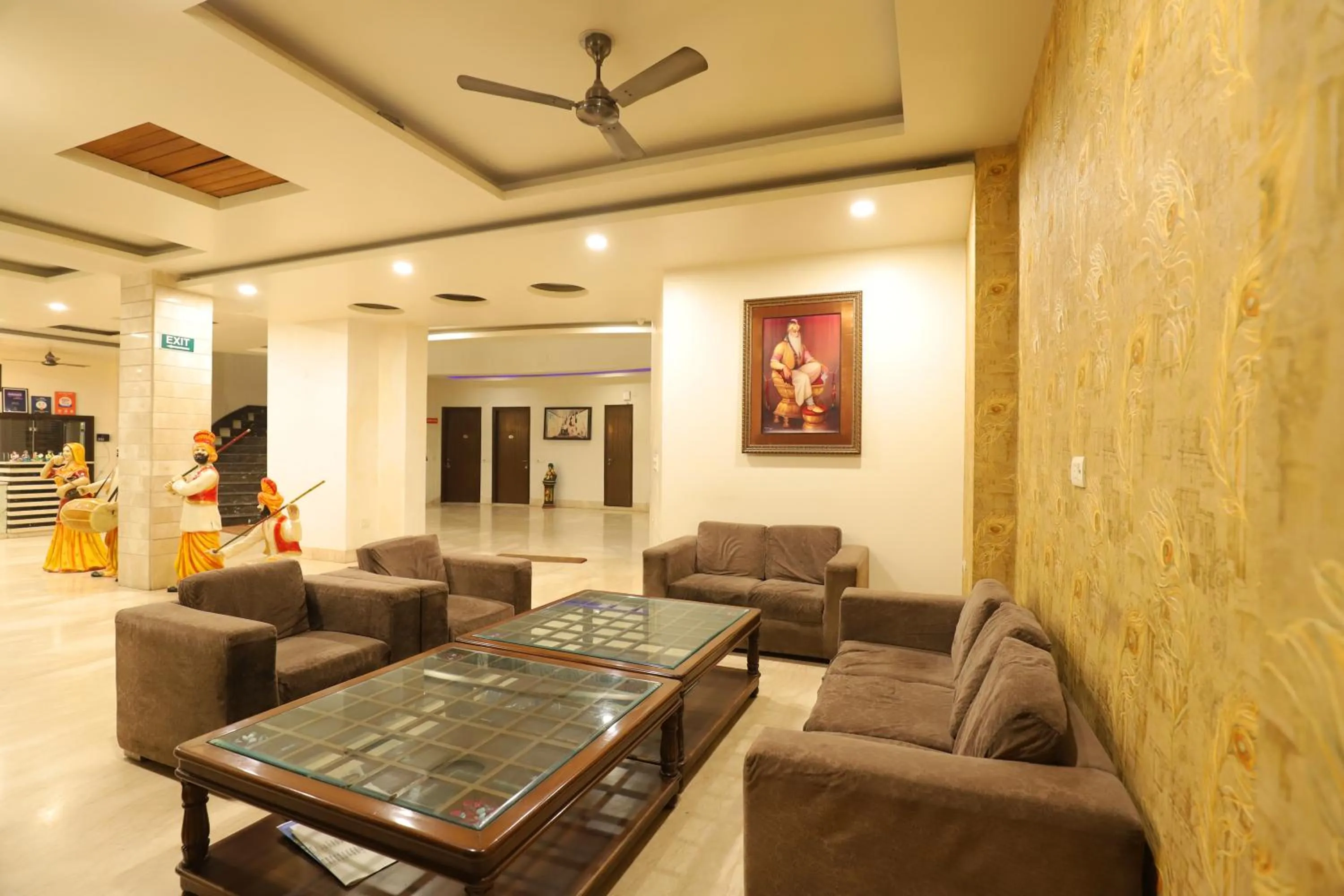 Lobby or reception in Hotel Shanti Villa- New Delhi Railway Station