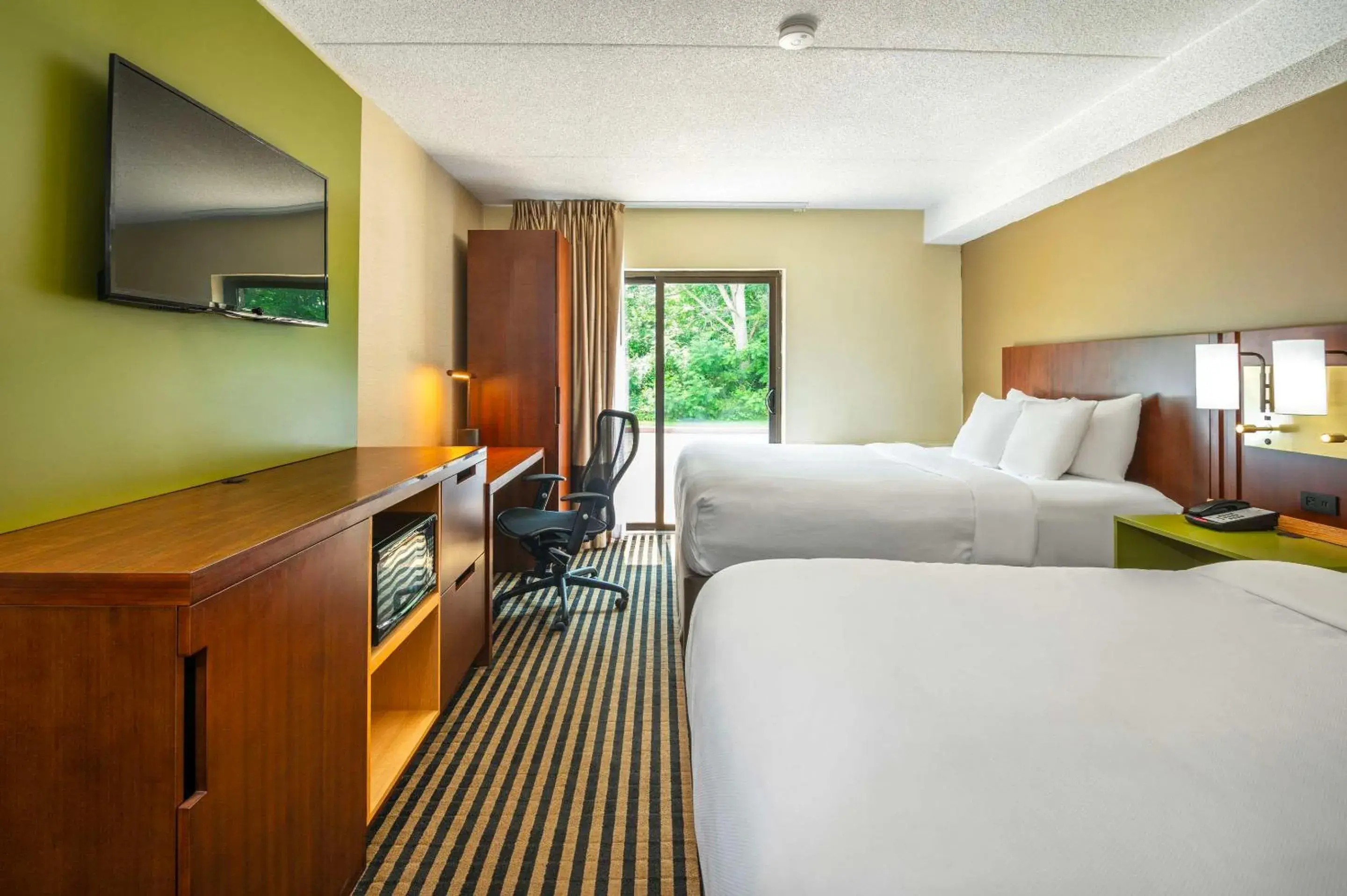 Bedroom, Bed in Comfort Inn Bedroom, Bed in Comfort Inn