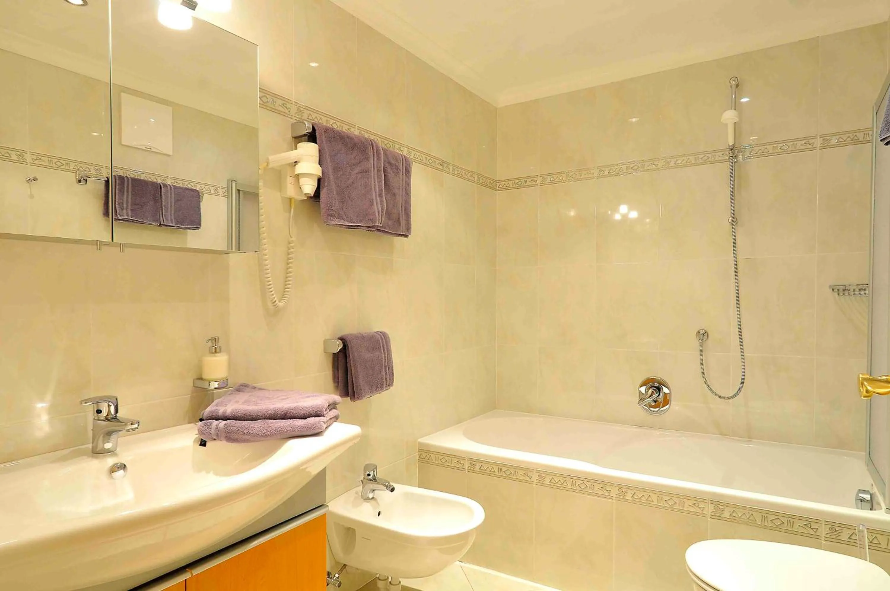 Bathroom in Residence Bondì