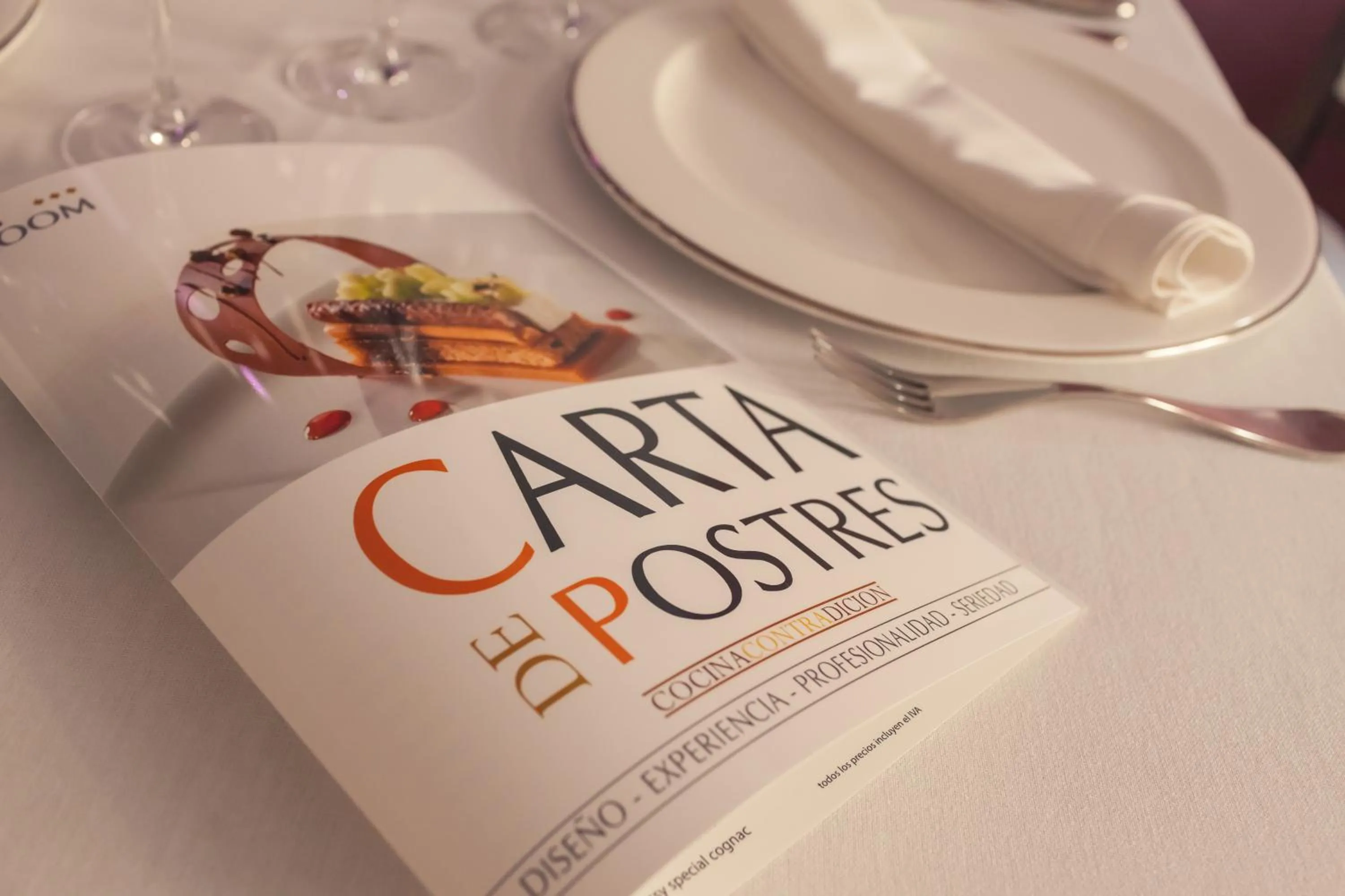 Restaurant/places to eat in Hotel Hc Zoom