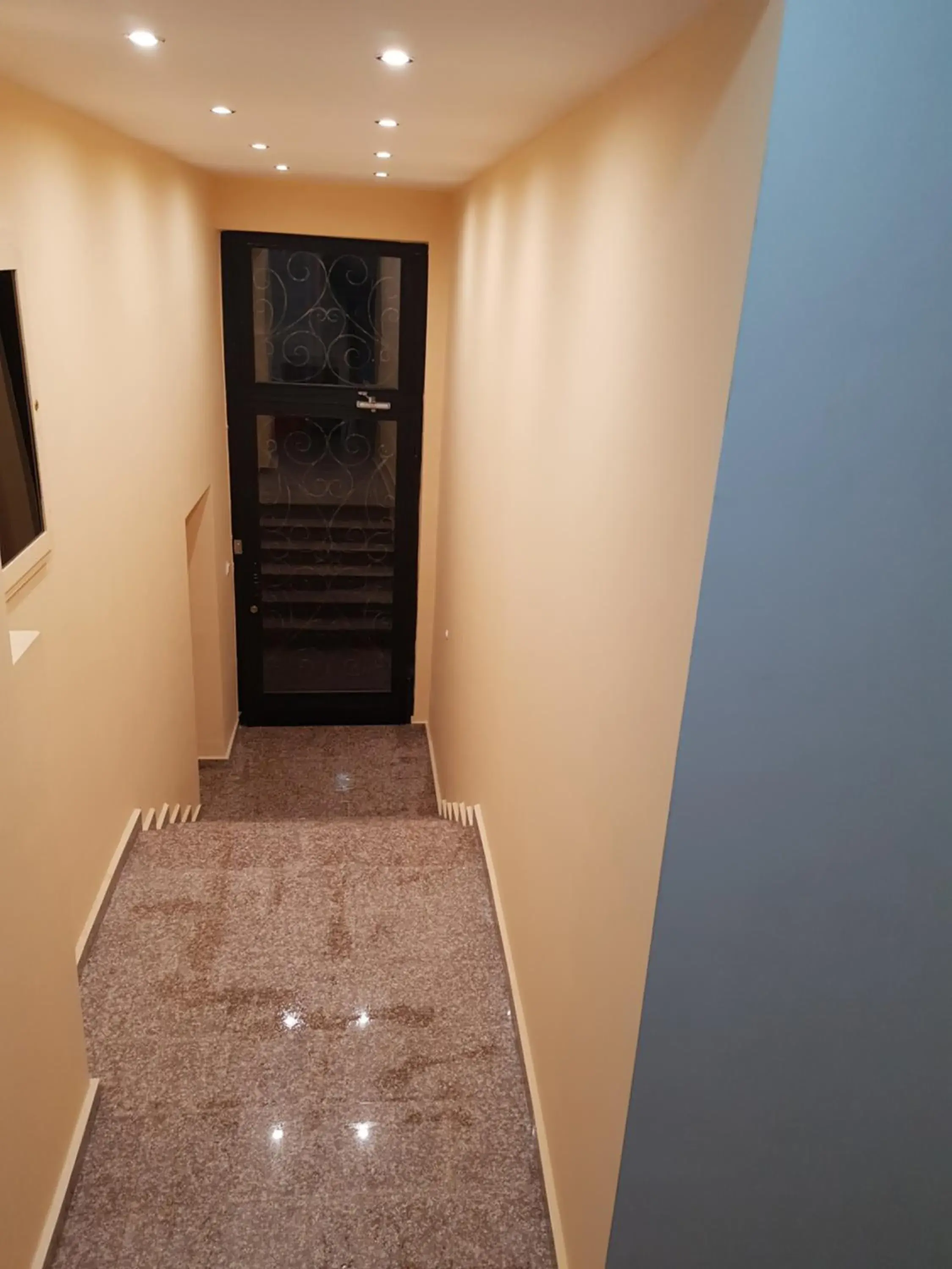 Facade/entrance in Twain Apart&Rooms Facade/entrance in Twain Apart&Rooms