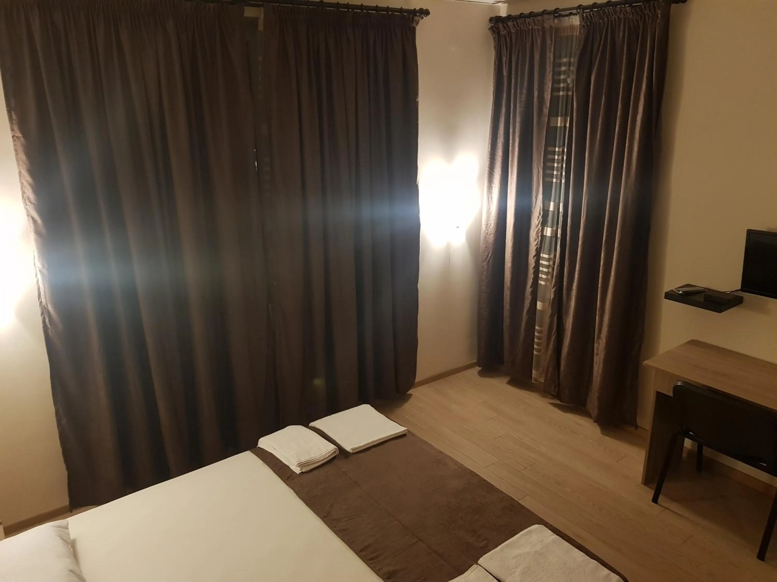 Bed in Twain Apart&Rooms