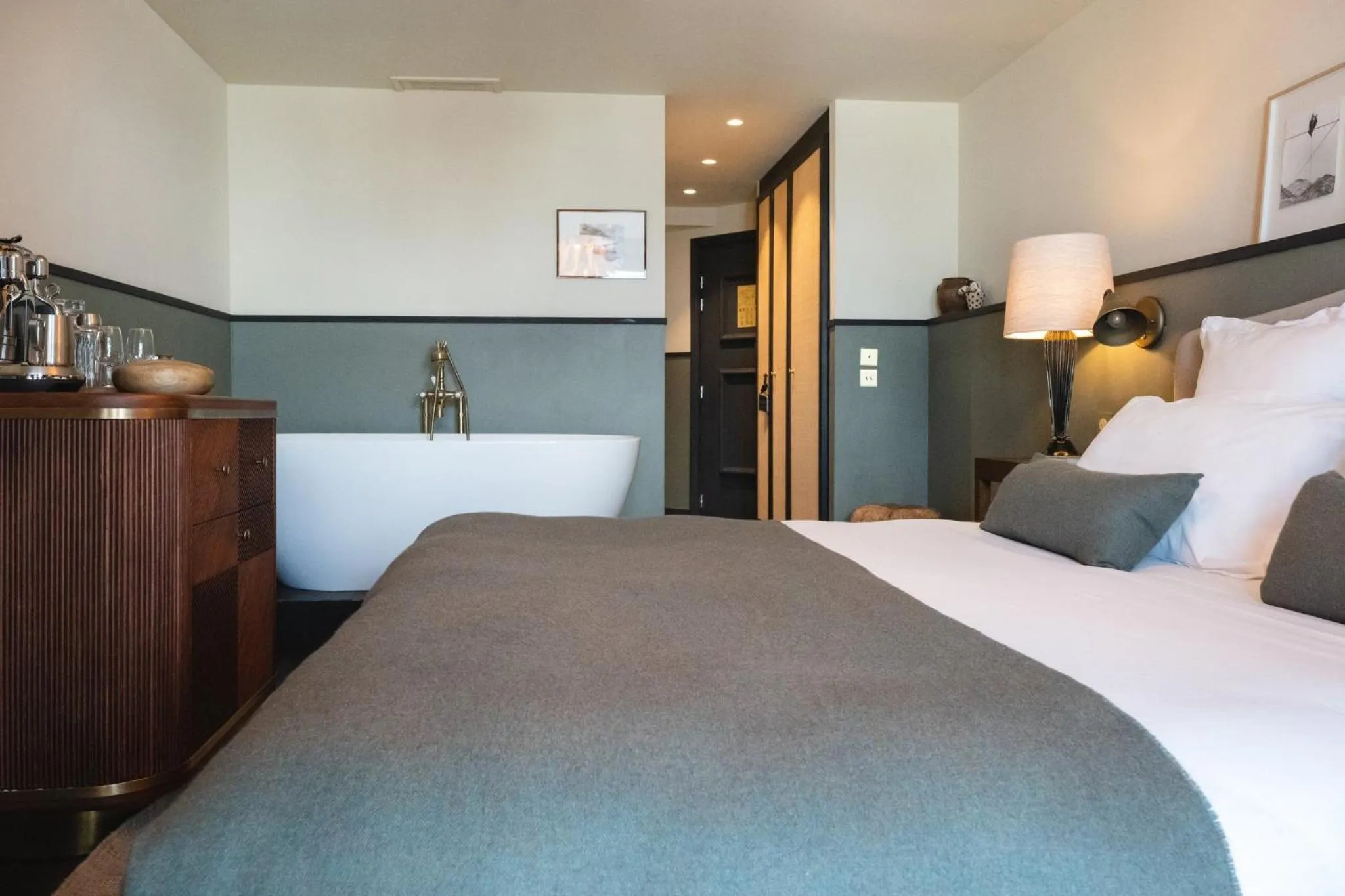 Photo of the whole room, Bed in Le Fitz Roy, a Beaumier hotel