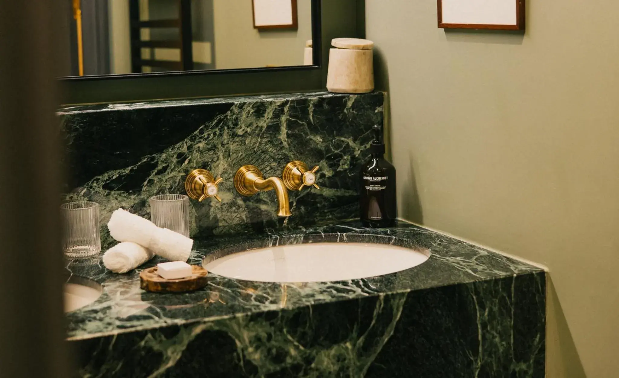 Bathroom in Le Fitz Roy, a Beaumier hotel Bathroom in Le Fitz Roy, a Beaumier hotel