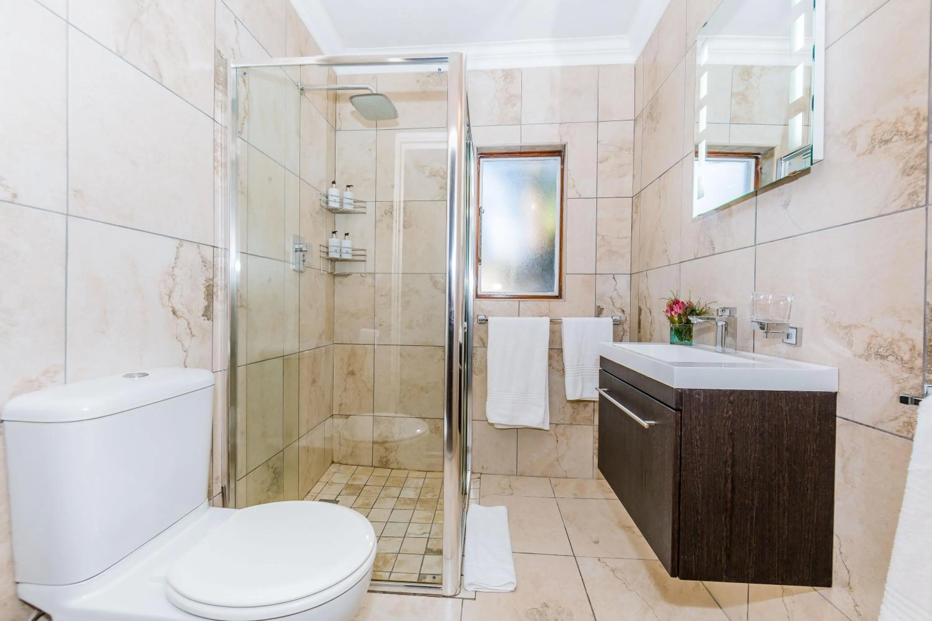 Le Petit Chateau Guest House