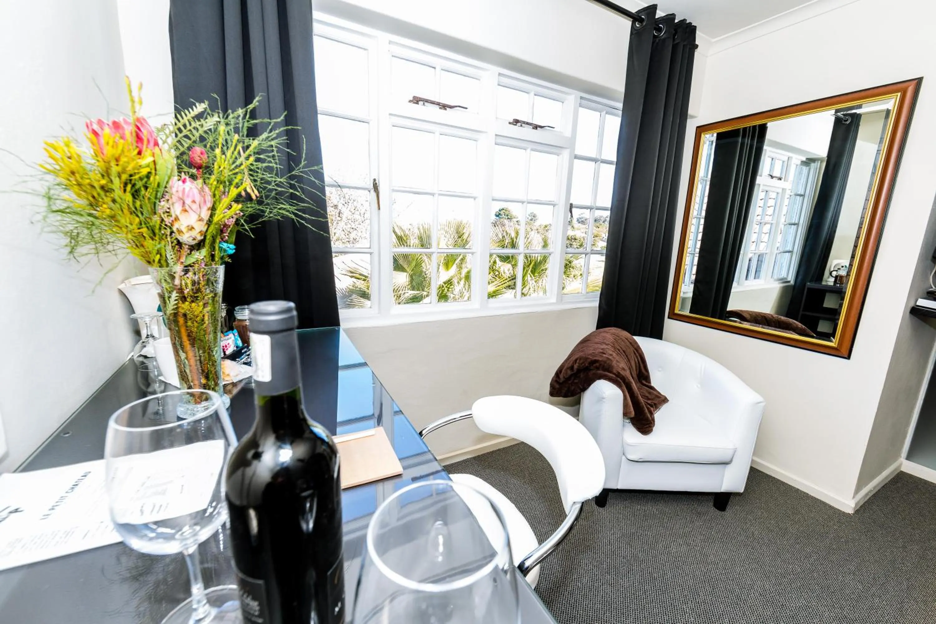 Le Petit Chateau Guest House