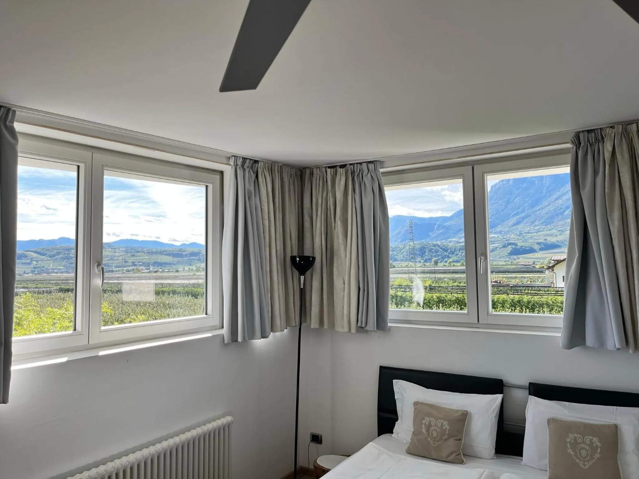 Natural landscape, Bed in B&B Mele d'Oro