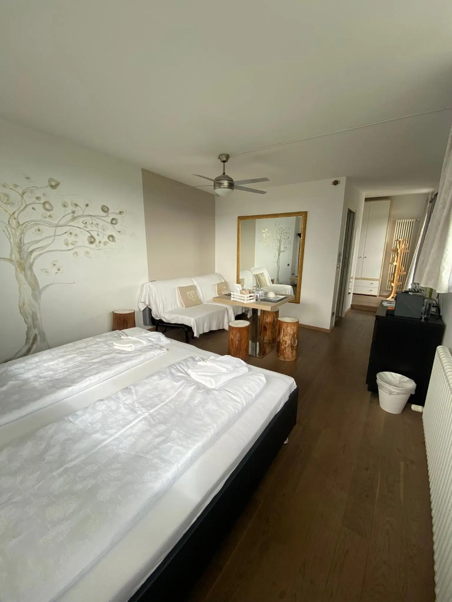 Photo of the whole room, Bed in B&B Mele d'Oro