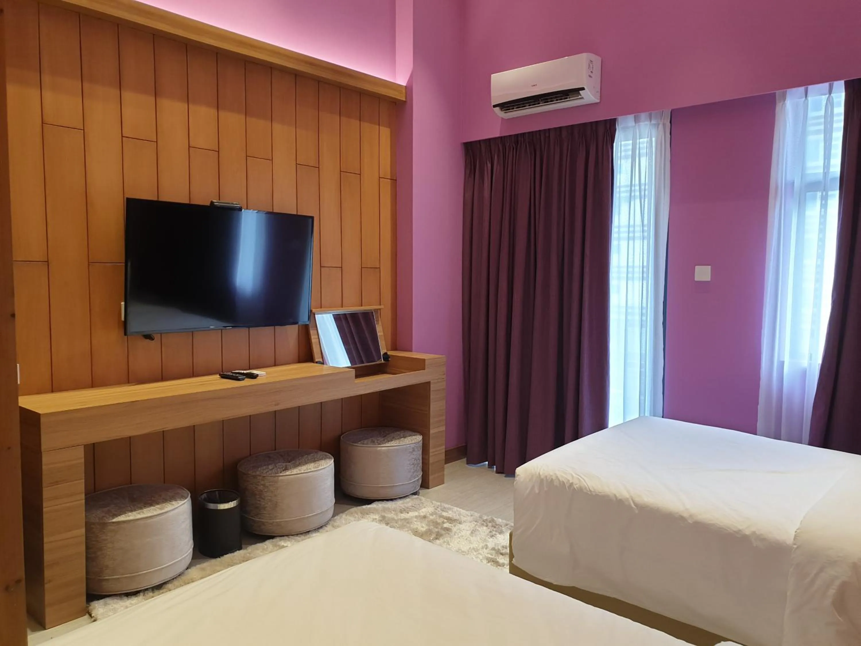 TV/Entertainment Center in The Orchard Hotel Baguio