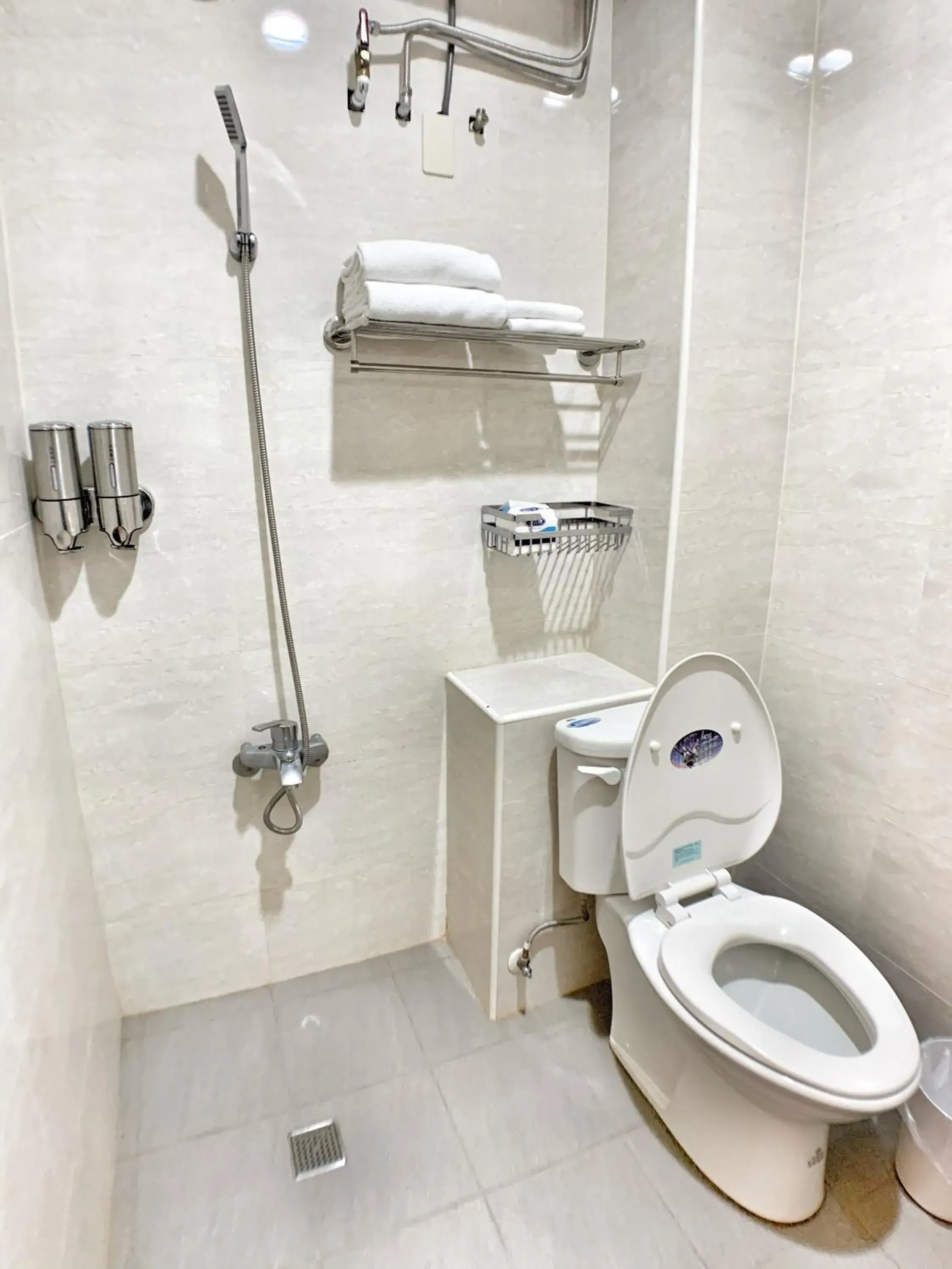 Standard Double or Twin Room in The Sunny Homestay Standard Double or Twin Room in The Sunny Homestay