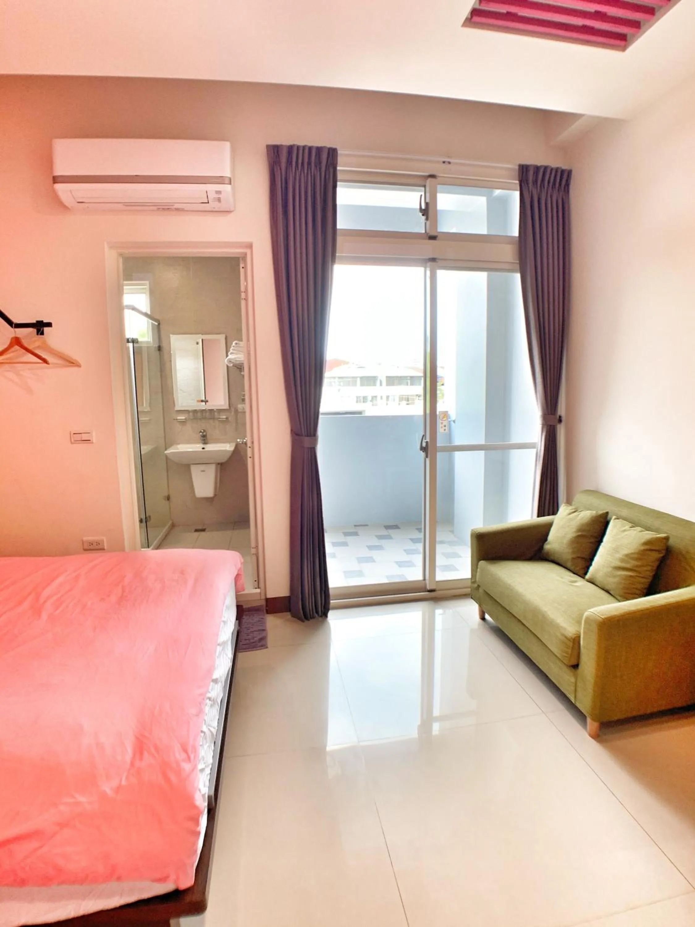 Bed in The Sunny Homestay