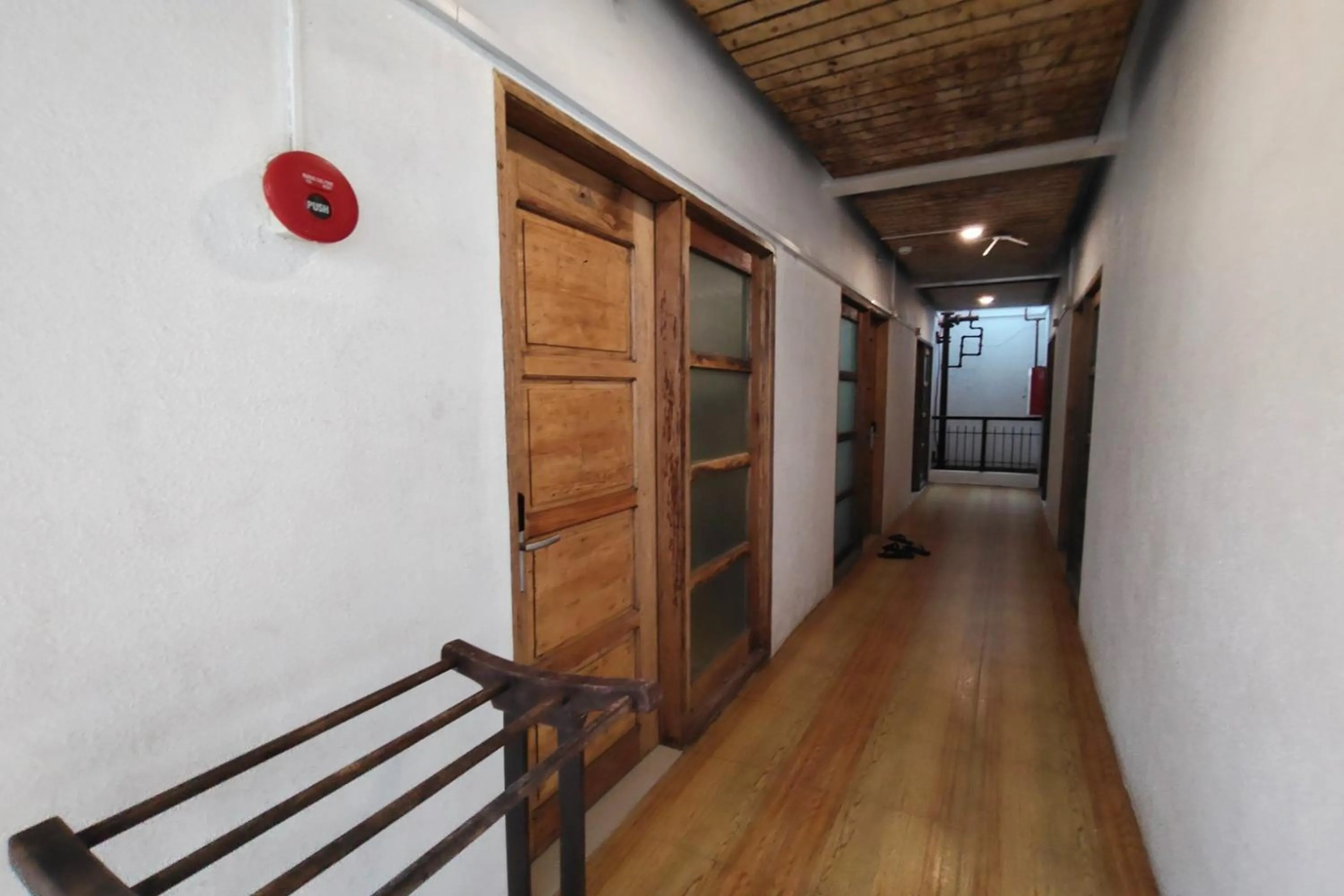 Property building in Taj Guesthouse Boracay