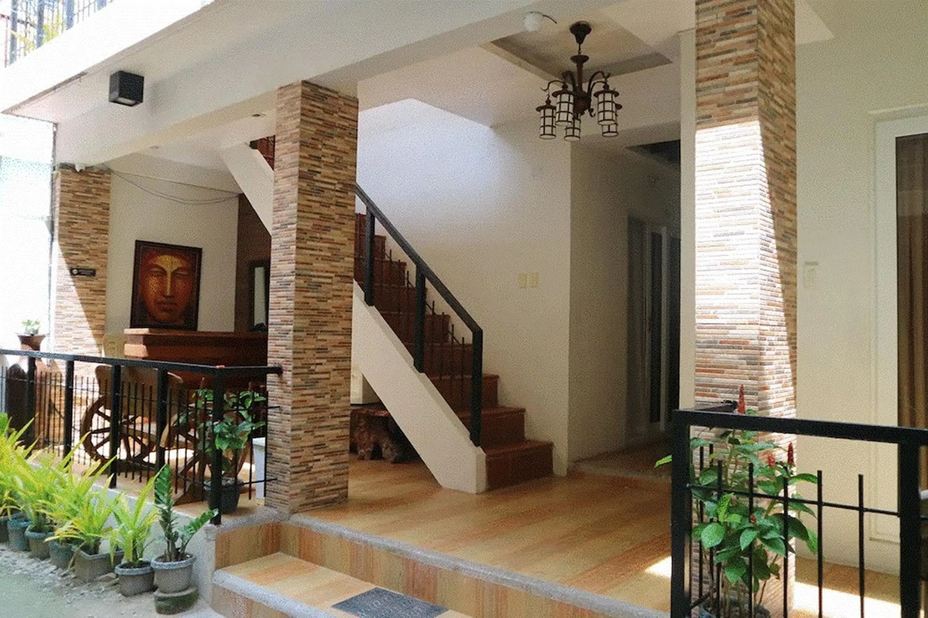 Property building in Taj Guesthouse Boracay Property building in Taj Guesthouse Boracay