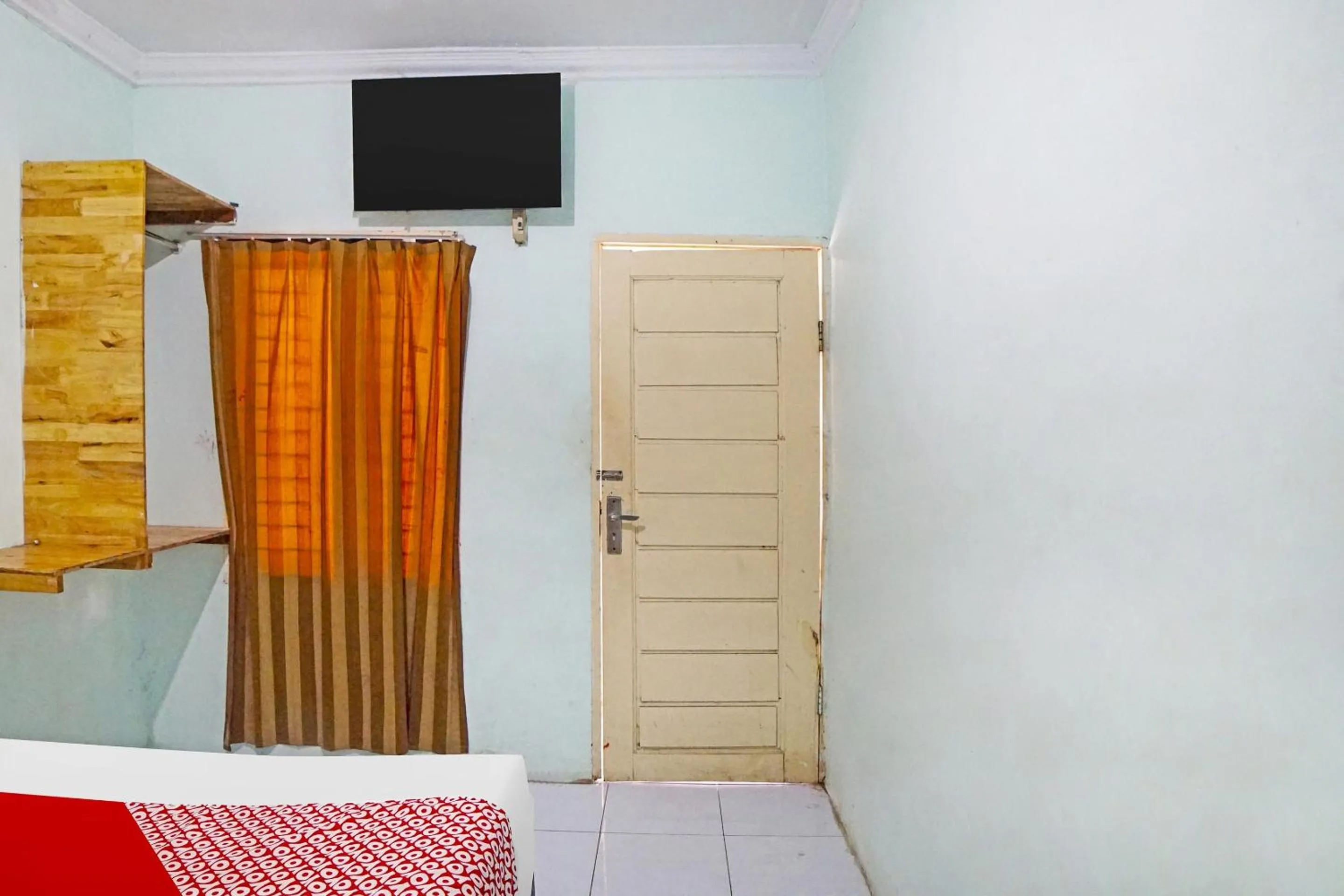 Bedroom, Bed in Hotel O Puri Dennis