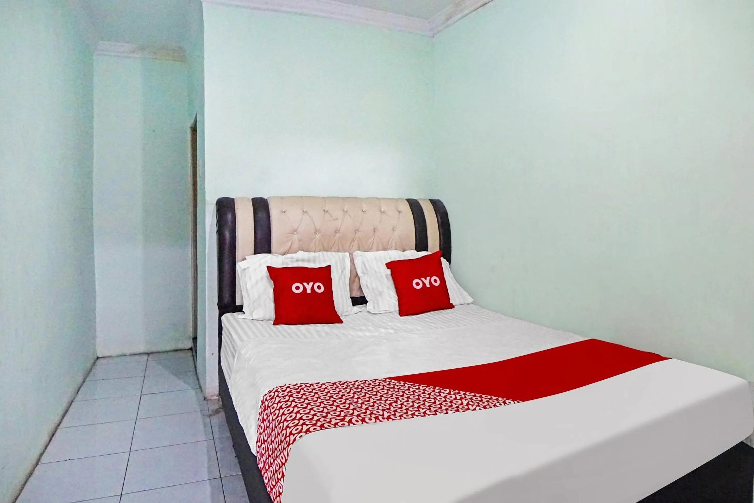 Bedroom, Bed in Hotel O Puri Dennis