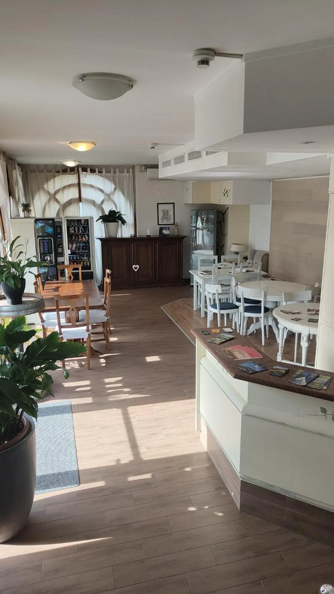 Restaurant/places to eat in Casa Zen