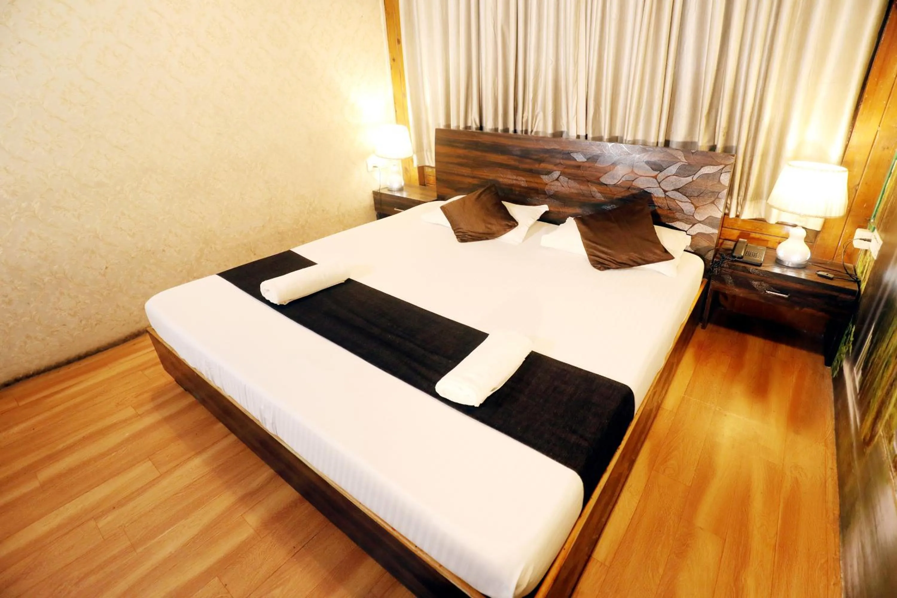 Photo of the whole room in Pali Village Resort