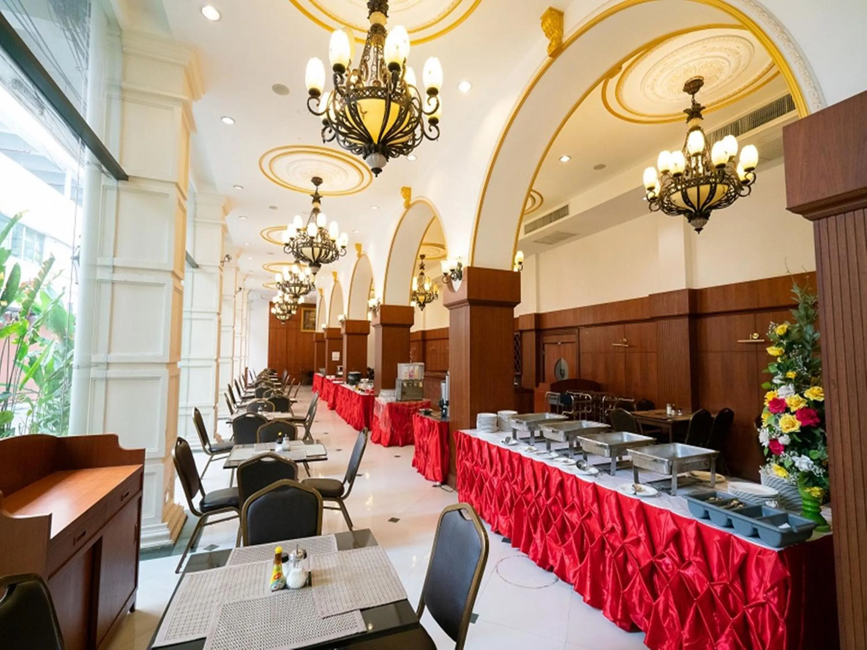 Restaurant/places to eat in The Ecotel Bangkok