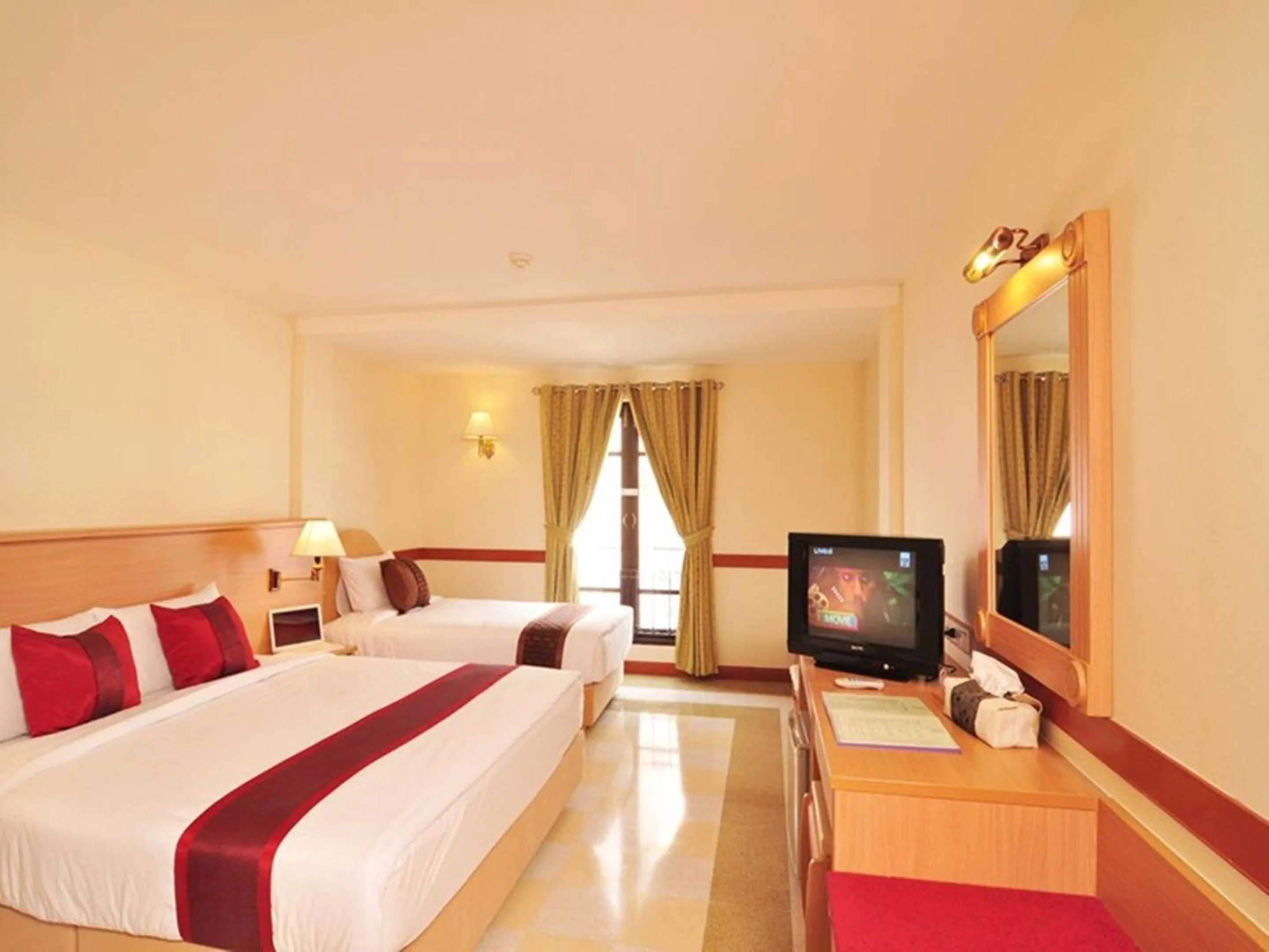 TV and multimedia, Bed in The Ecotel Bangkok