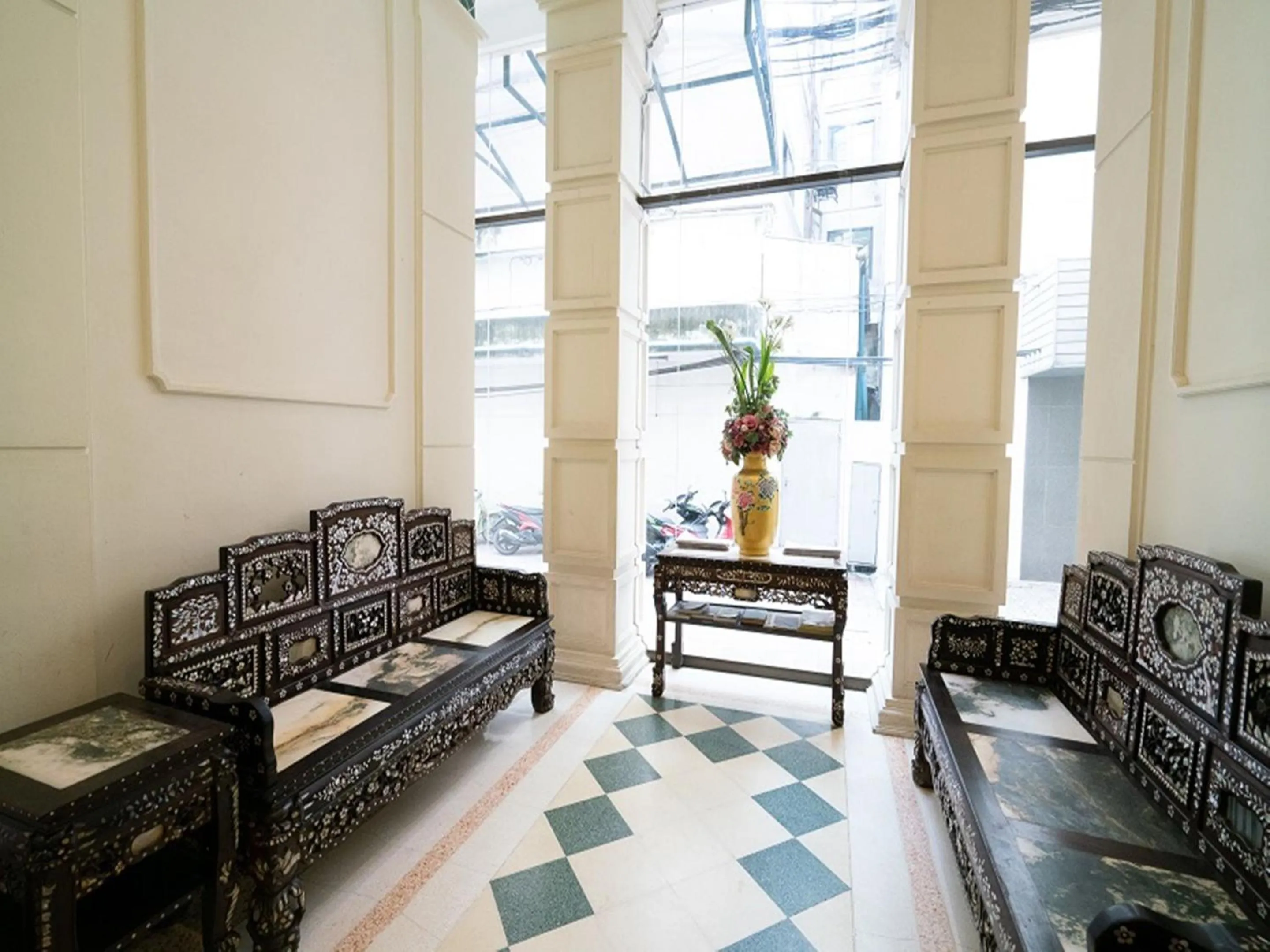 Lobby or reception in The Ecotel Bangkok