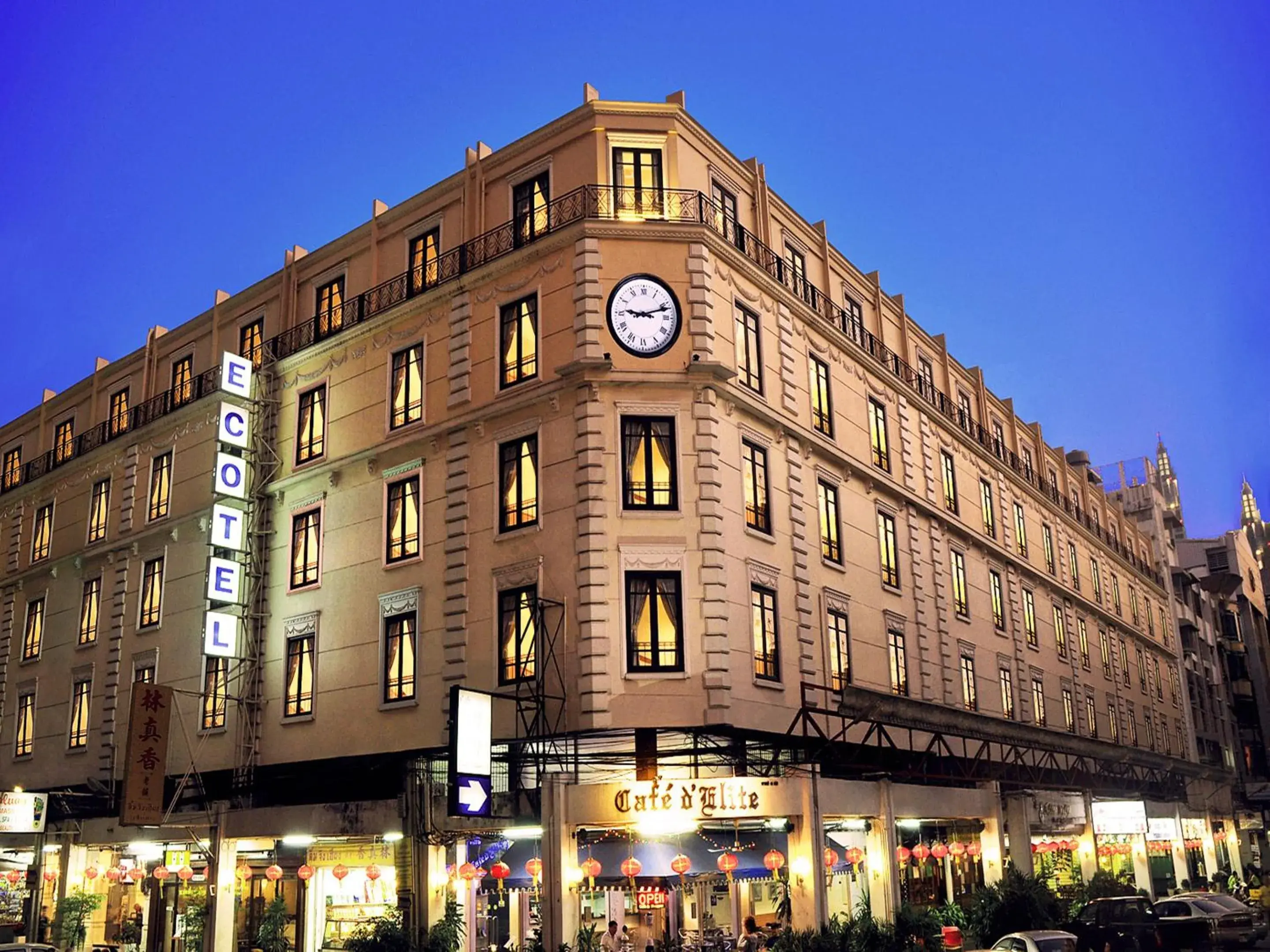 Property building in The Ecotel Bangkok Property building in The Ecotel Bangkok