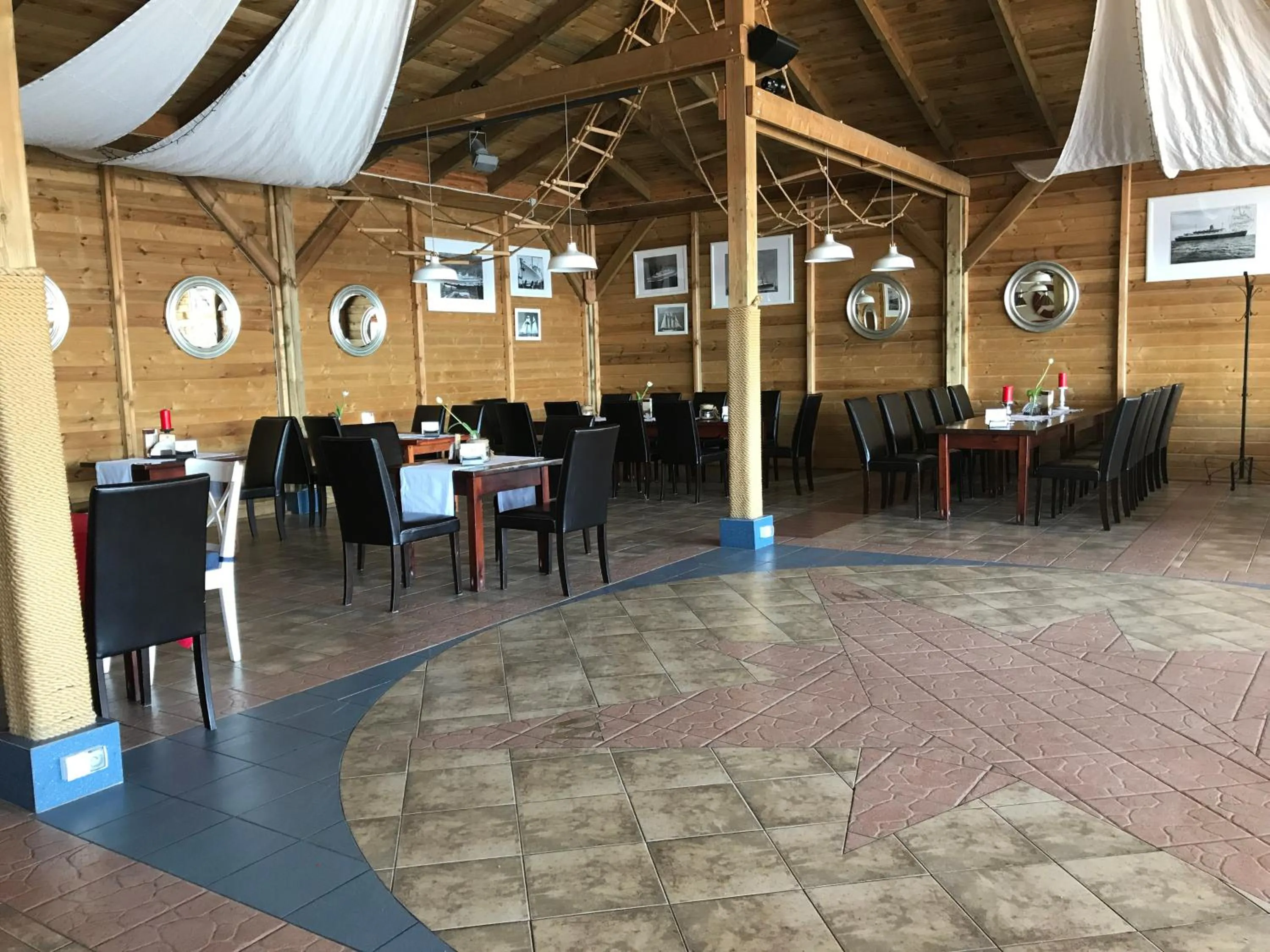 Restaurant/places to eat in Hotel Szarlota - Kompleksowo na Kaszubach