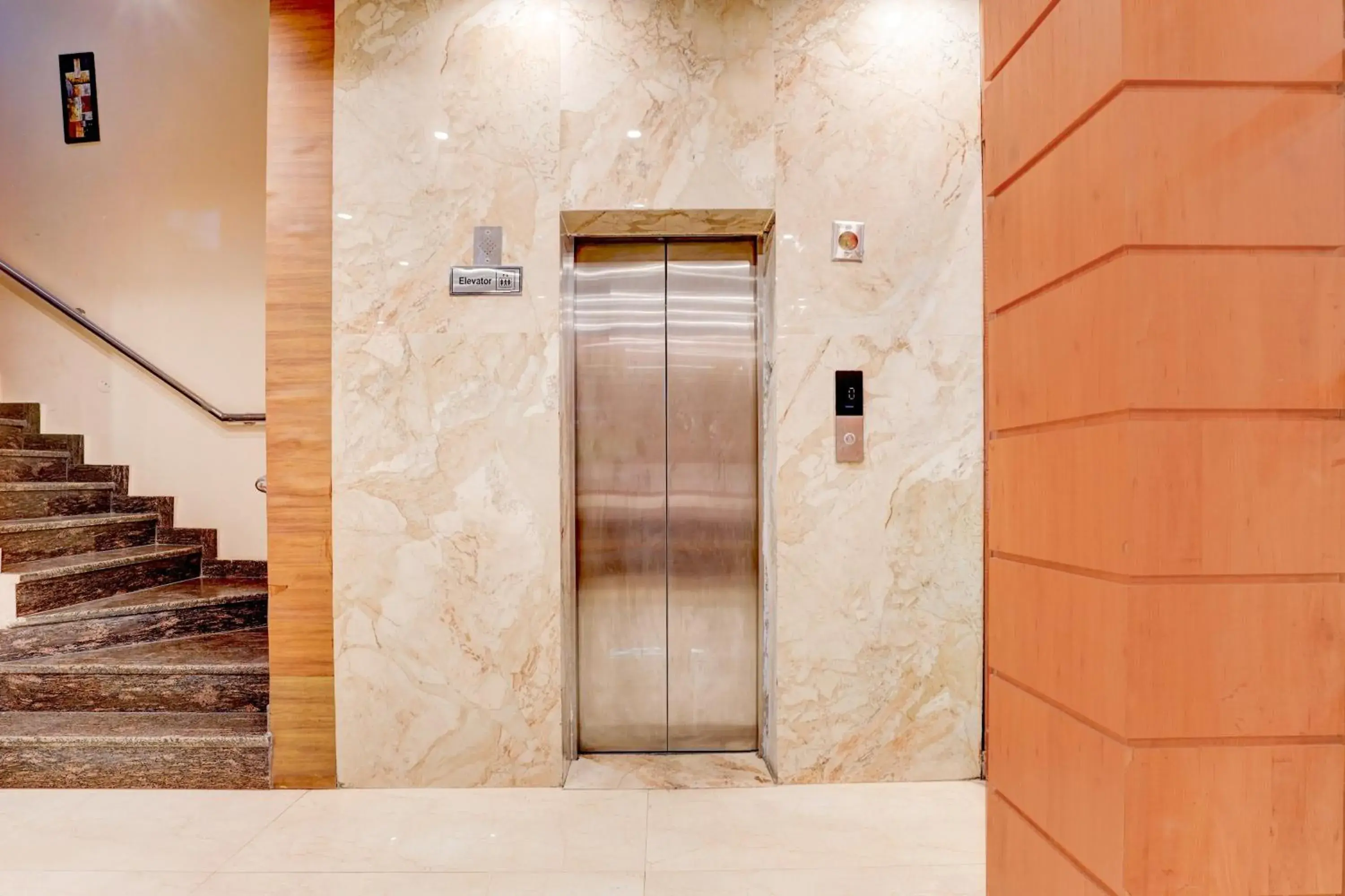 Lobby or reception in Townhouse Oak Dehradun Court Formerly GK Residency Lobby or reception in Townhouse Oak Dehradun Court Formerly GK Residency