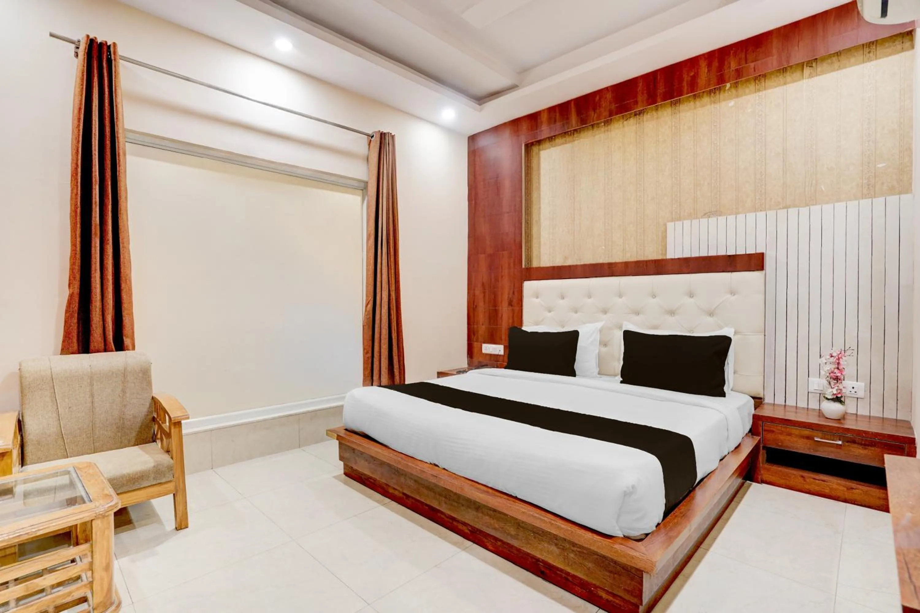 Bedroom, Bed in Townhouse Oak Dehradun Court Formerly GK Residency