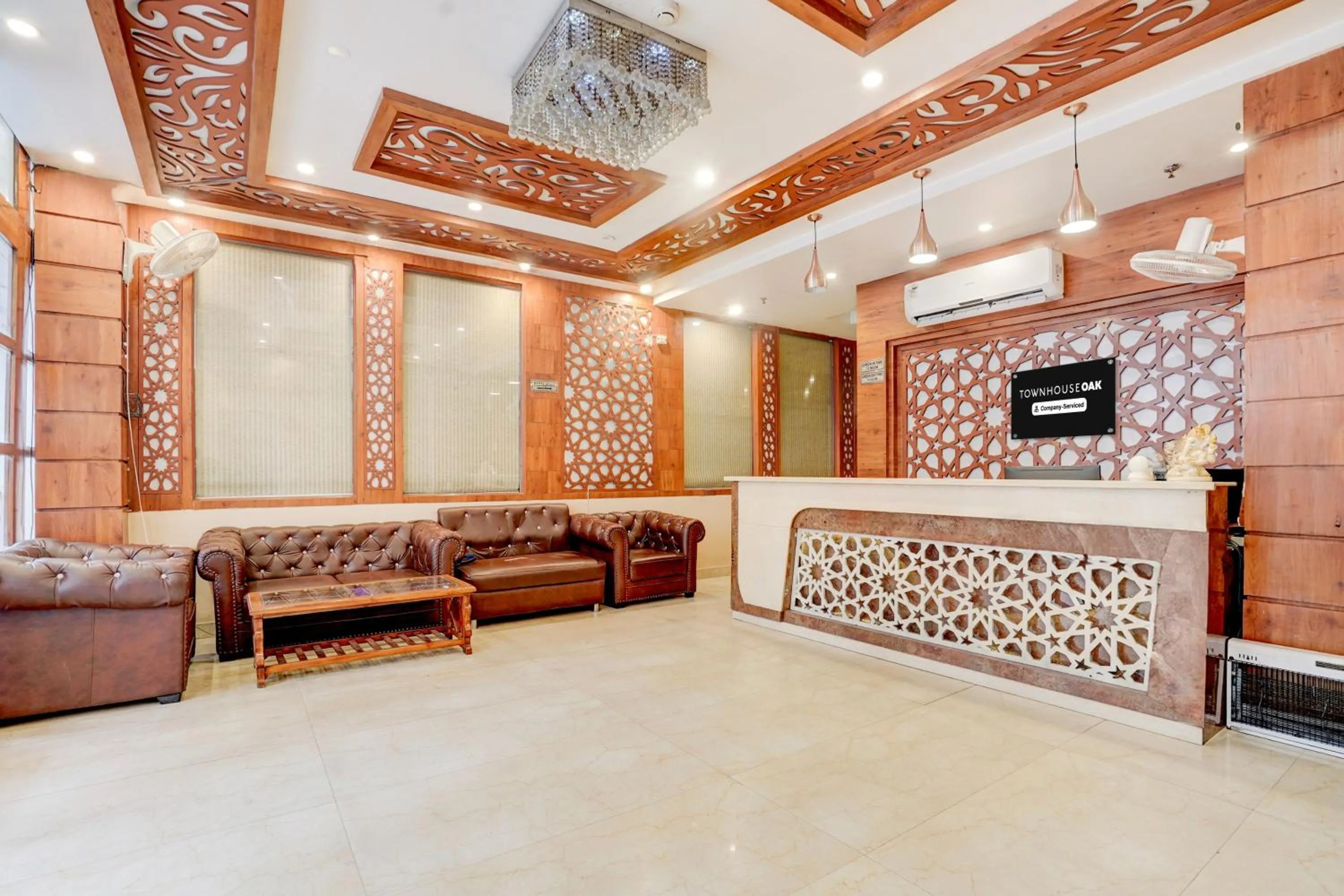 Lobby or reception in Townhouse Oak Dehradun Court Formerly GK Residency