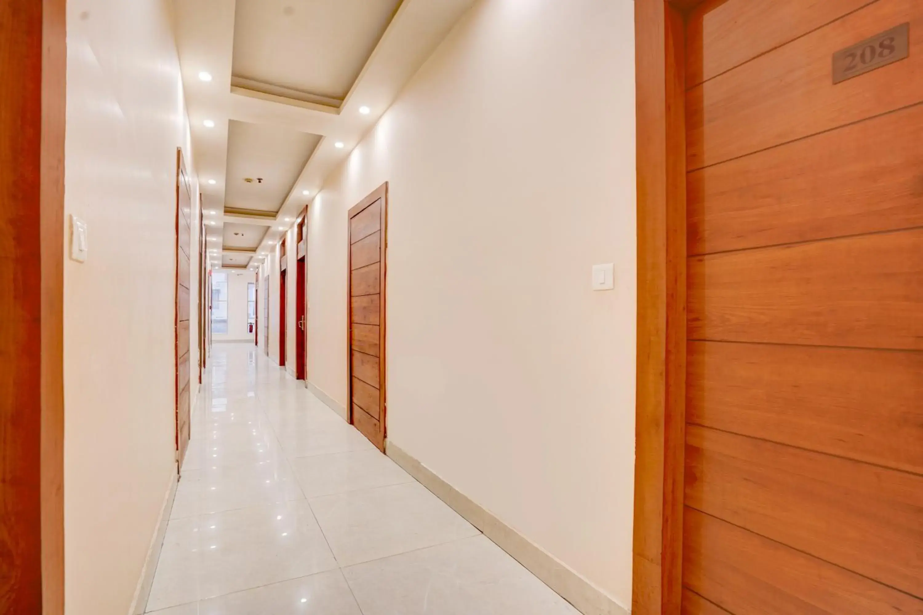 Lobby or reception in Townhouse Oak Dehradun Court Formerly GK Residency Lobby or reception in Townhouse Oak Dehradun Court Formerly GK Residency