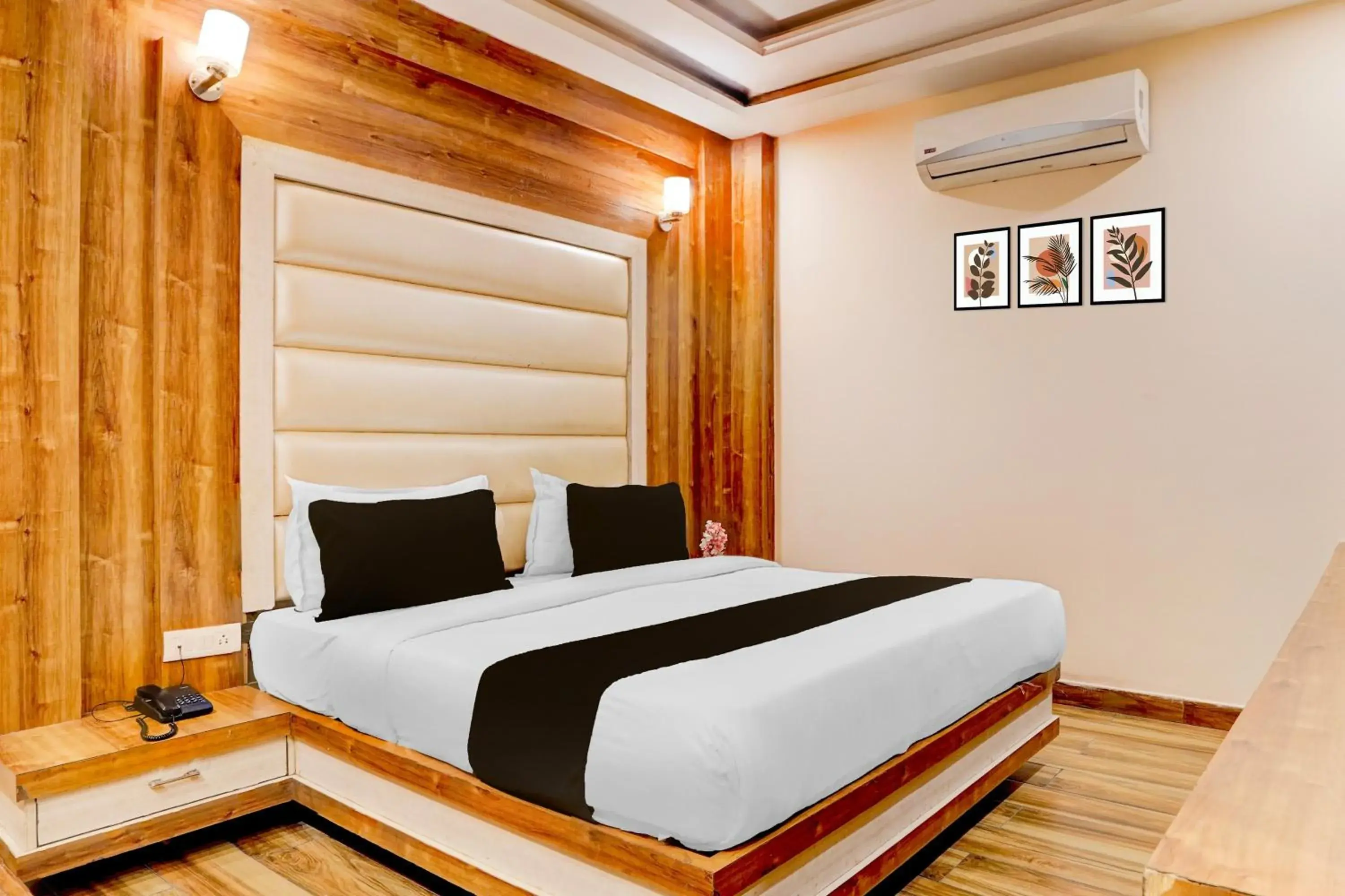 Bedroom, Bed in Townhouse Oak Dehradun Court Formerly GK Residency Bedroom, Bed in Townhouse Oak Dehradun Court Formerly GK Residency