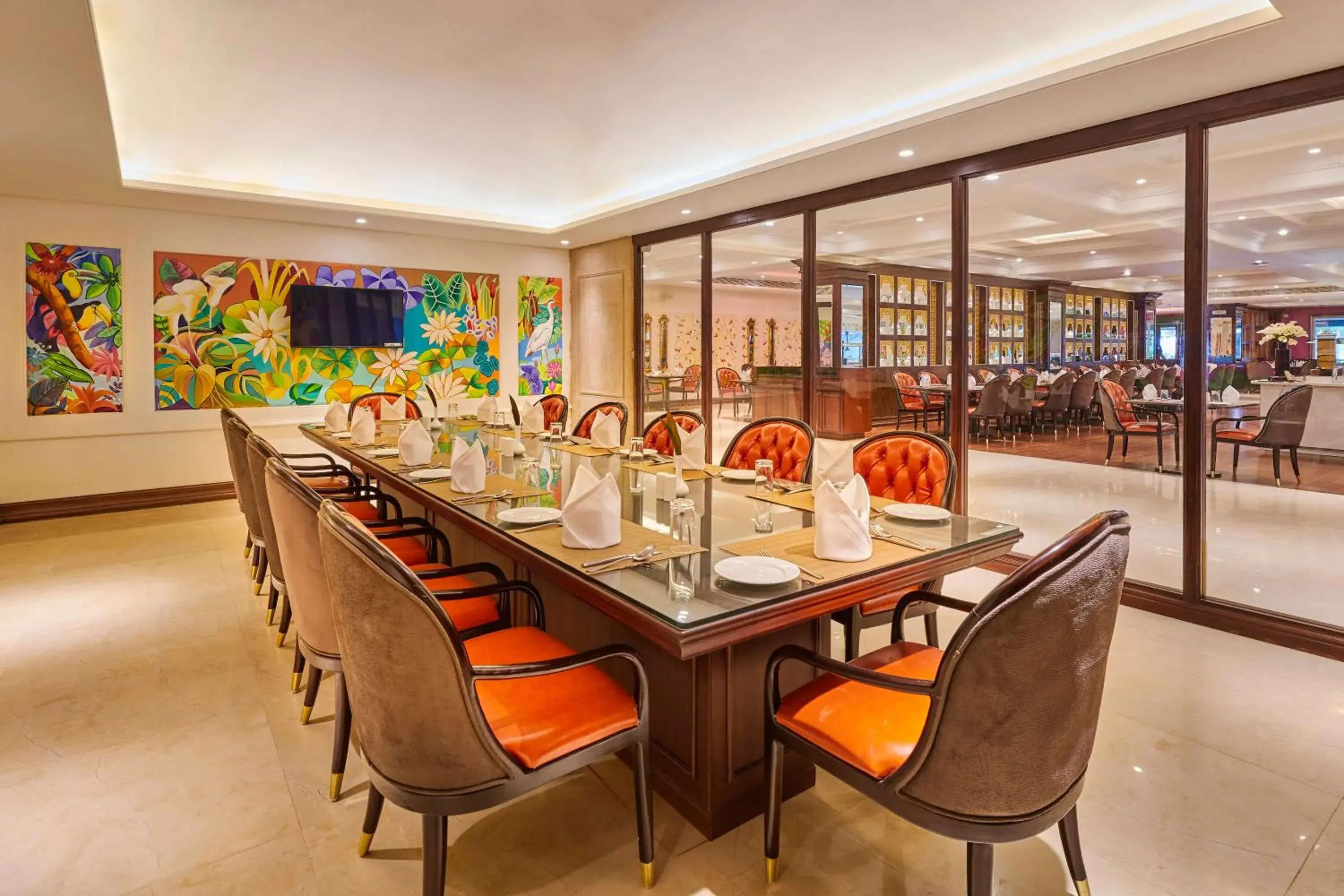 Breakfast in MAYFAIR Lake Resort Breakfast in MAYFAIR Lake Resort