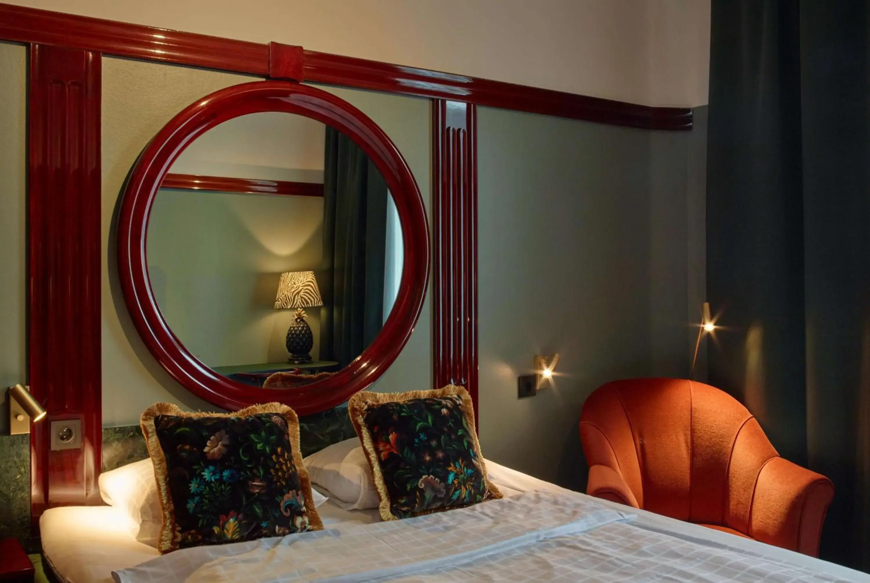 Standard Double Room in Scandic Kramer Standard Double Room in Scandic Kramer