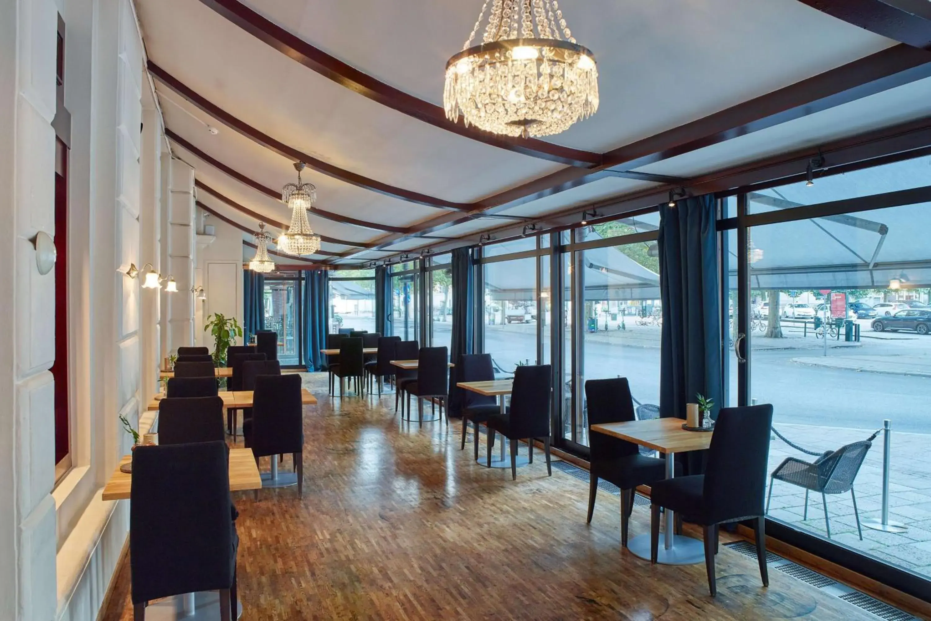 Restaurant/places to eat in Scandic Kramer Restaurant/places to eat in Scandic Kramer