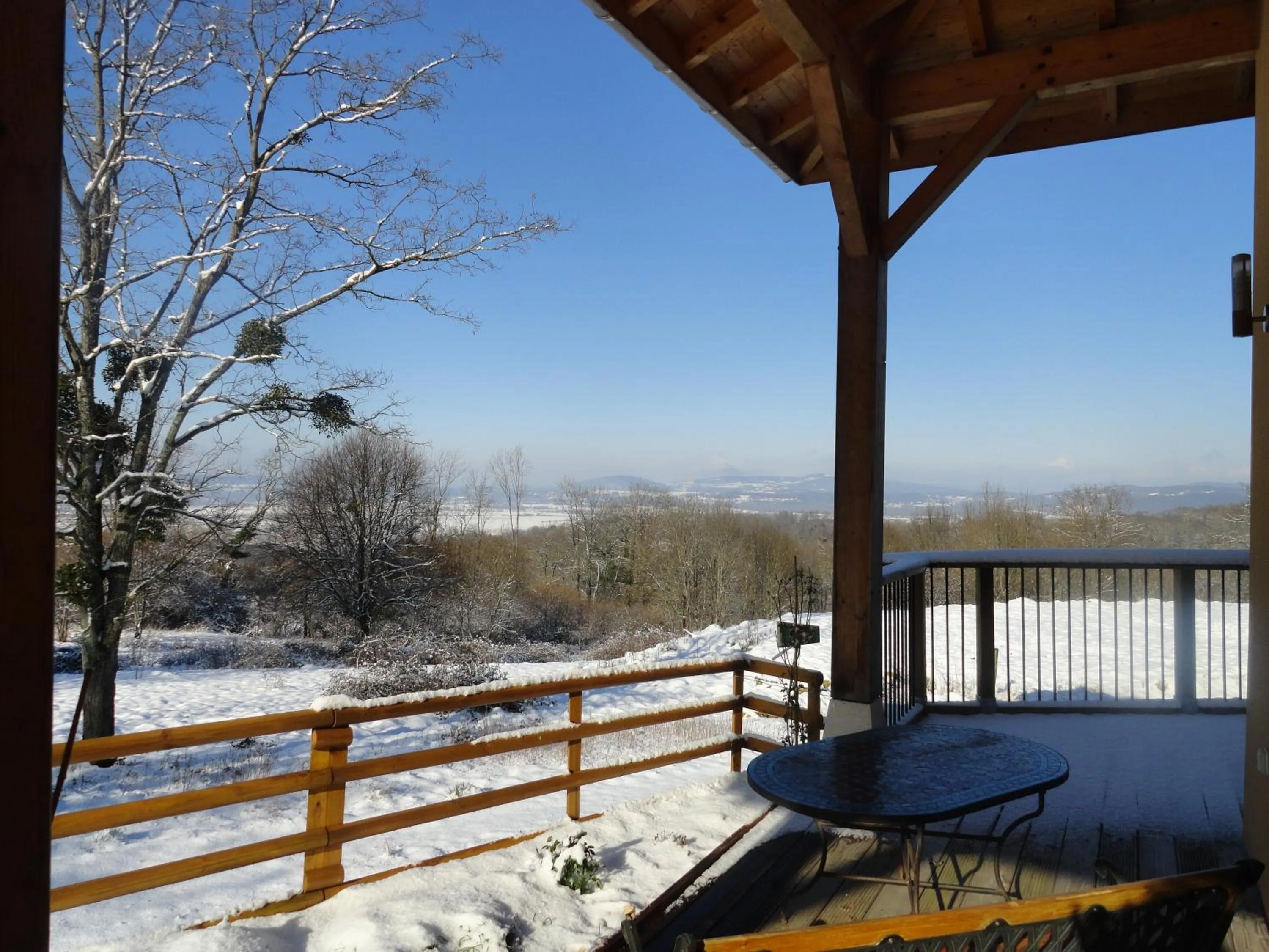 Patio in Le Grand Noyer