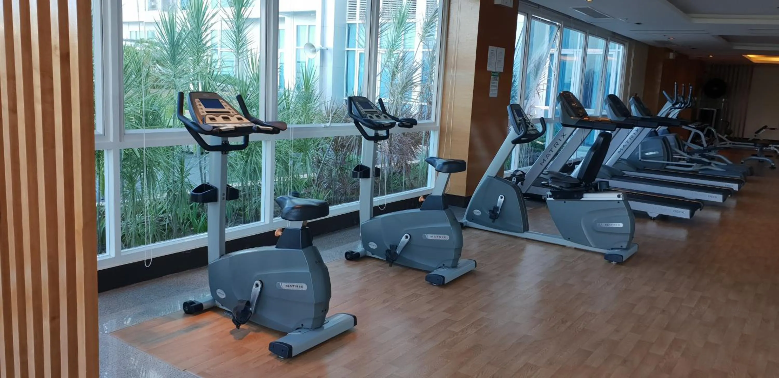 Mactan Newtown Condo with Garden and Ocean View 8NEWTOWN BLVD