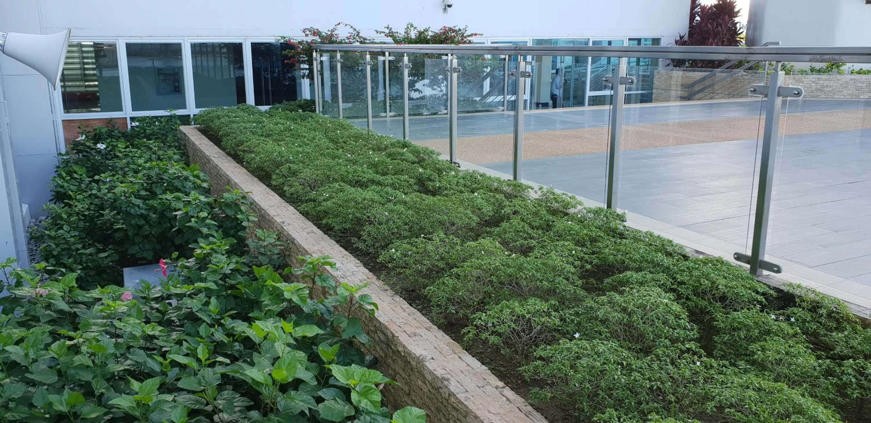 Mactan Newtown Condo with Garden and Ocean View 8NEWTOWN BLVD