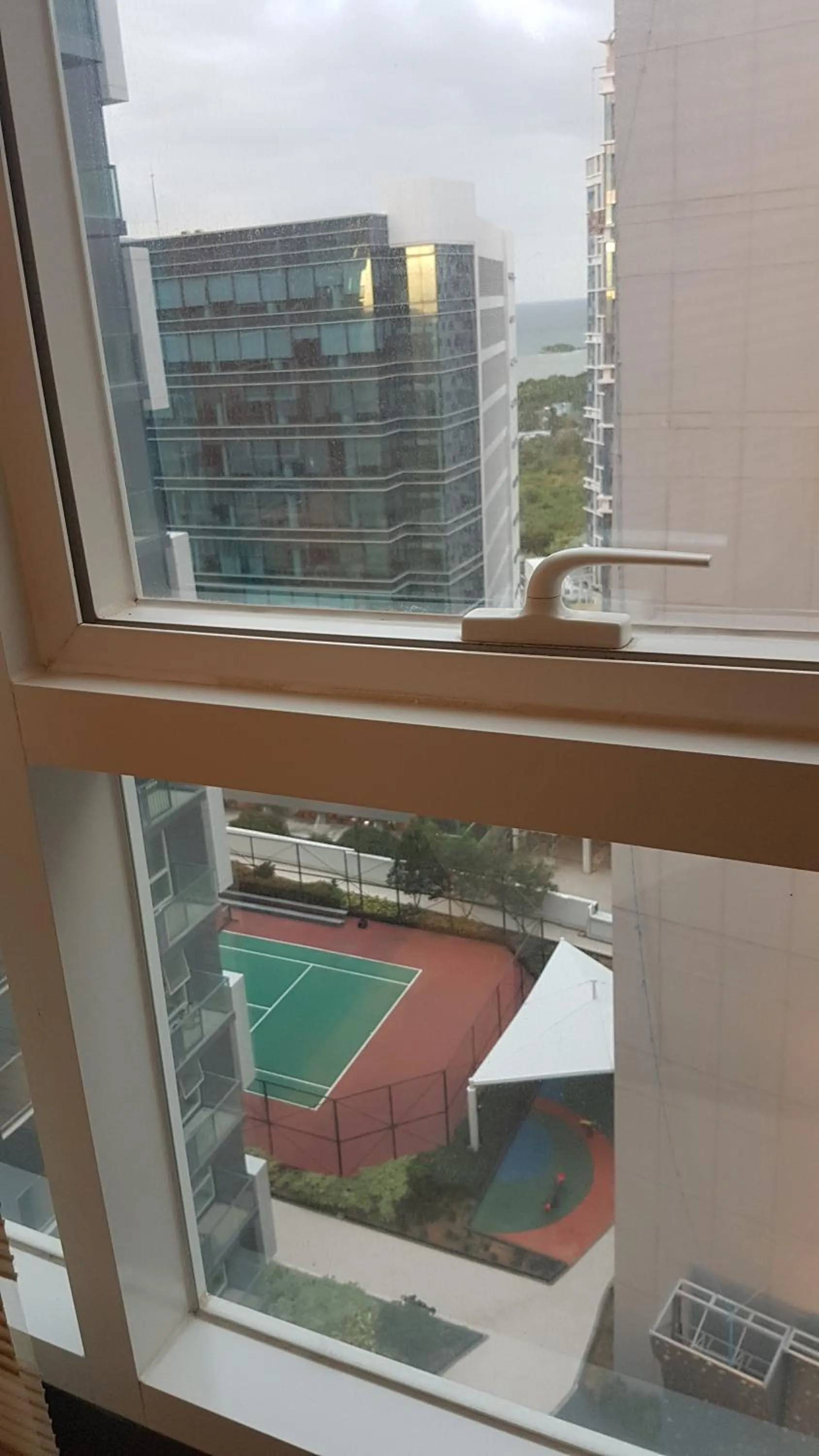 Mactan Newtown Condo with Garden and Ocean View 8NEWTOWN BLVD