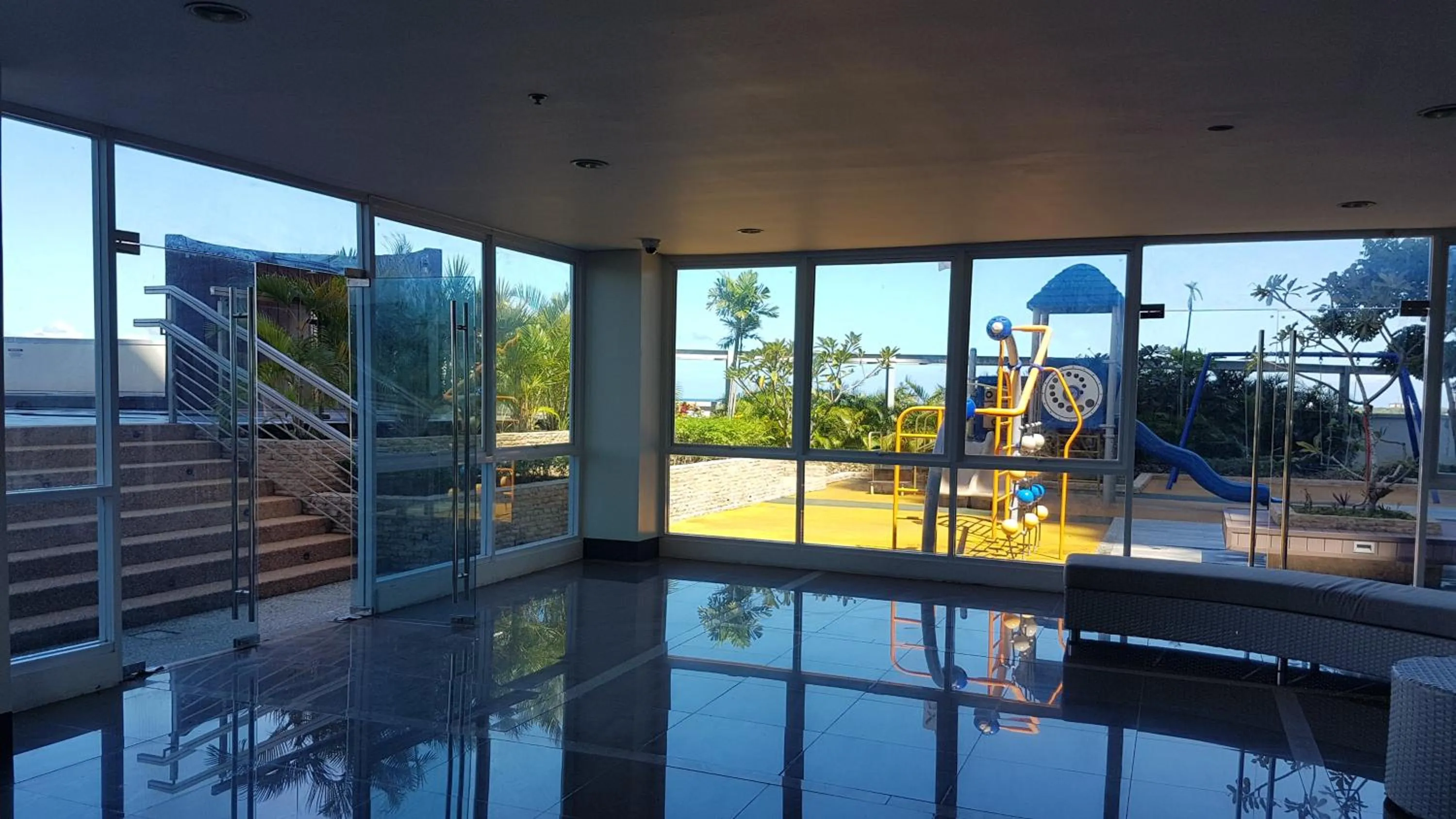 Property building in Mactan Newtown Condo with Garden and Ocean View 8NEWTOWN BLVD