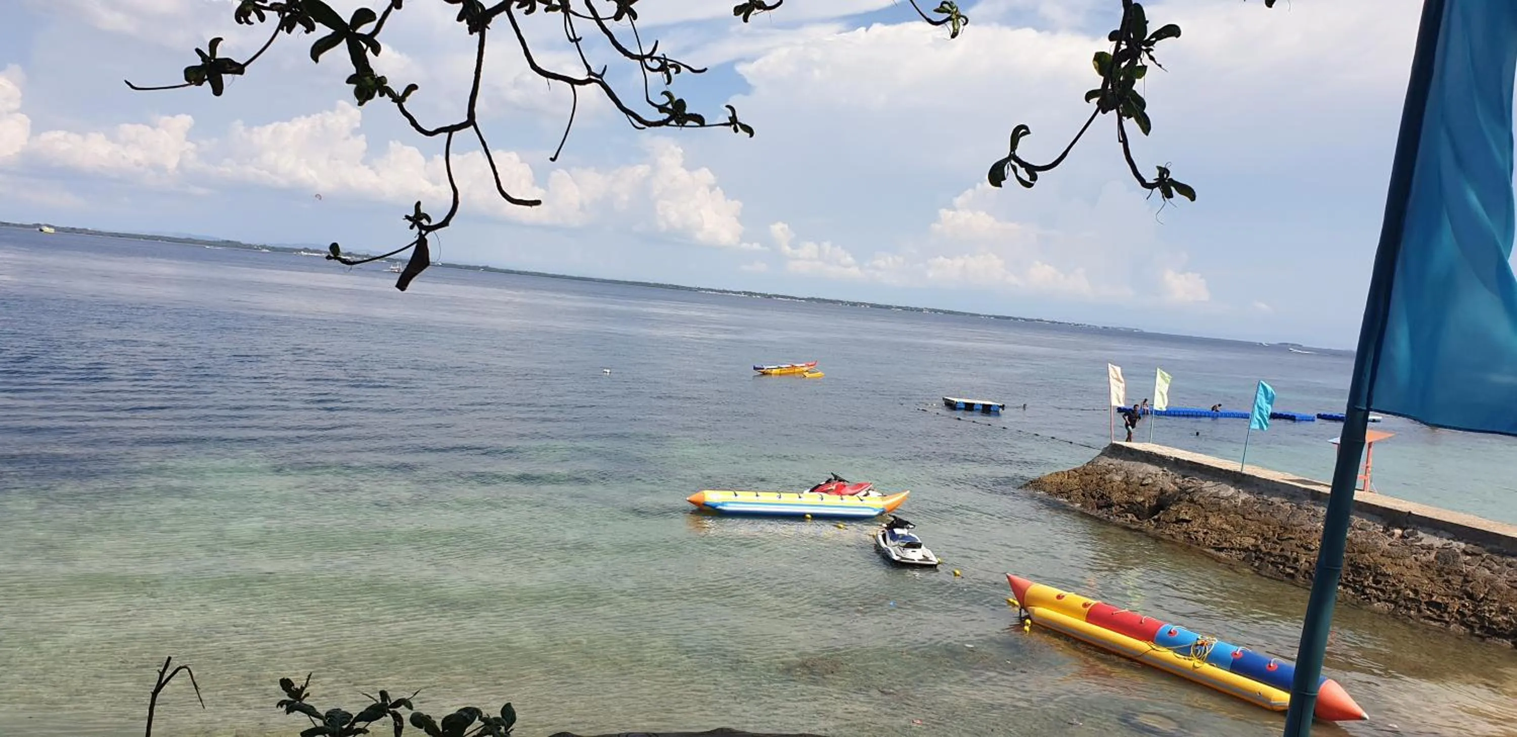 Mactan Newtown Condo with Garden and Ocean View 8NEWTOWN BLVD