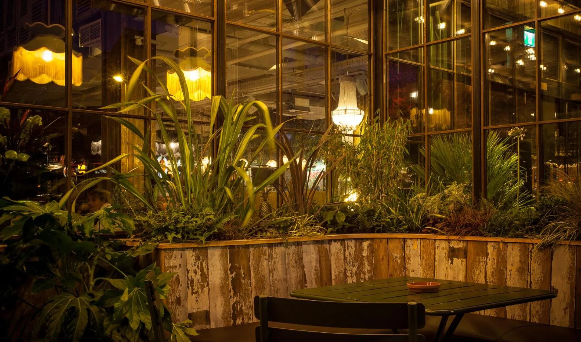 Patio in House Belfast Hotel