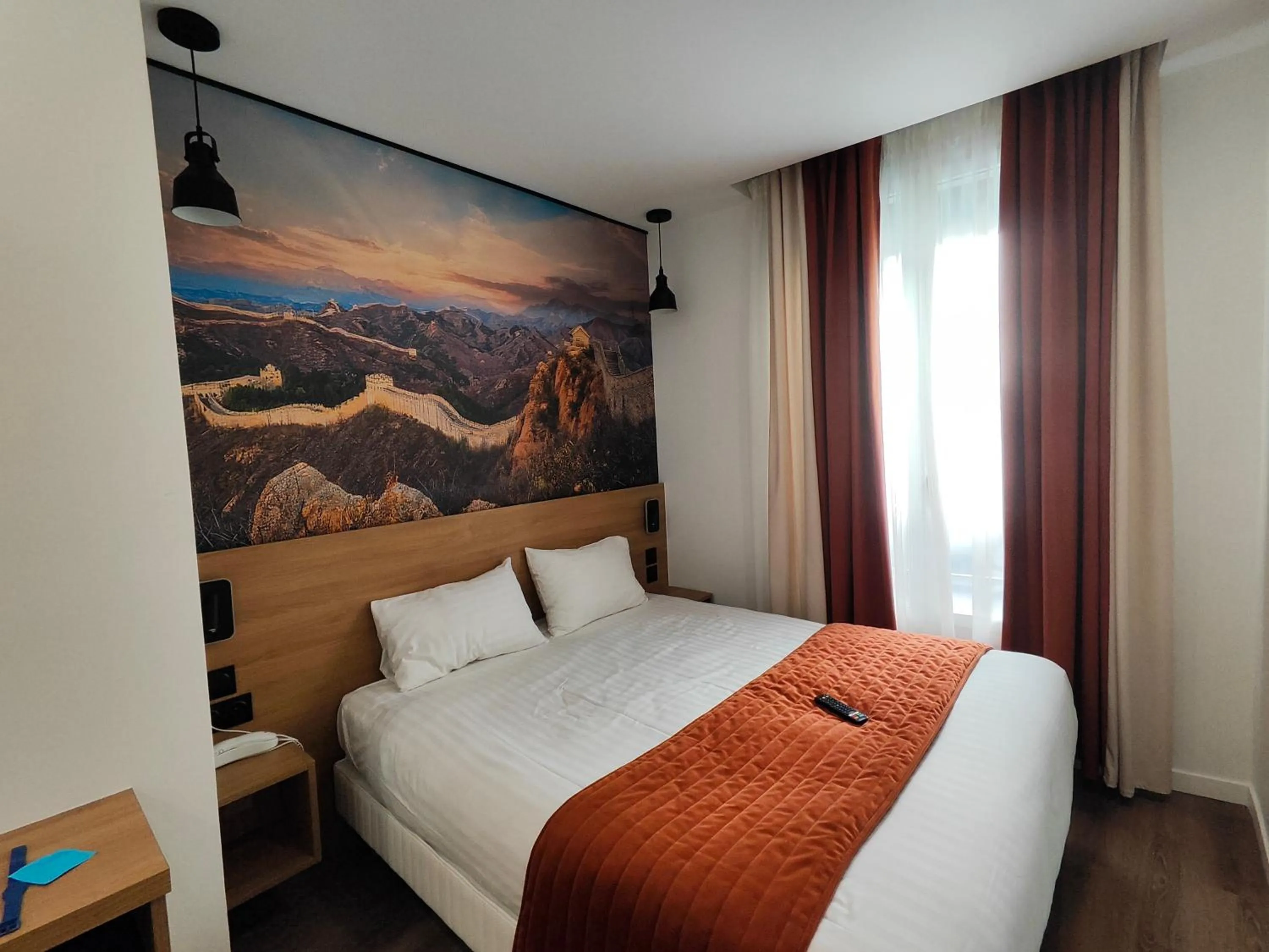 Photo of the whole room, Bed in 55 Hôtel Montparnasse