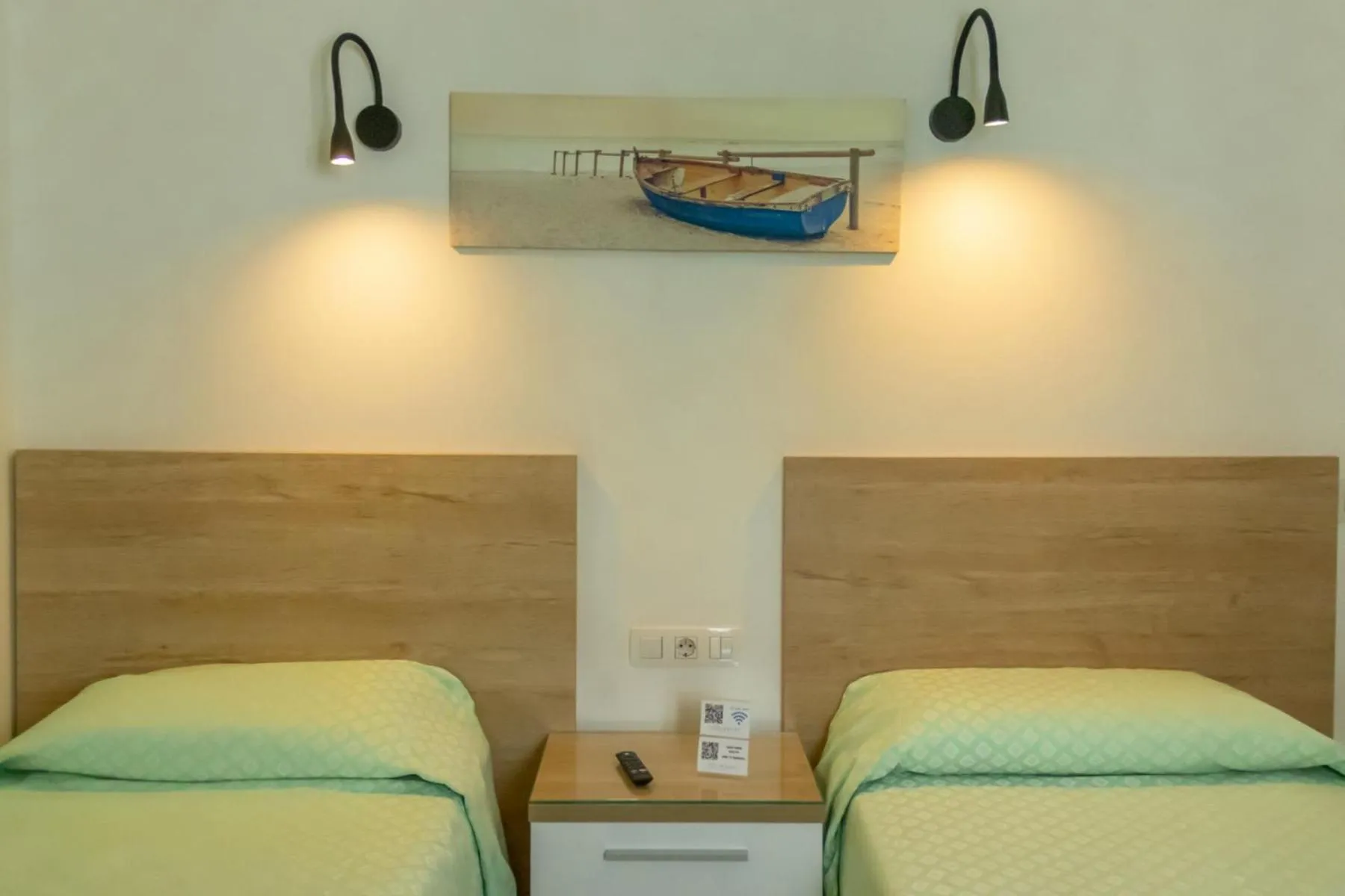 Bedroom, Bed in Hostal Magec